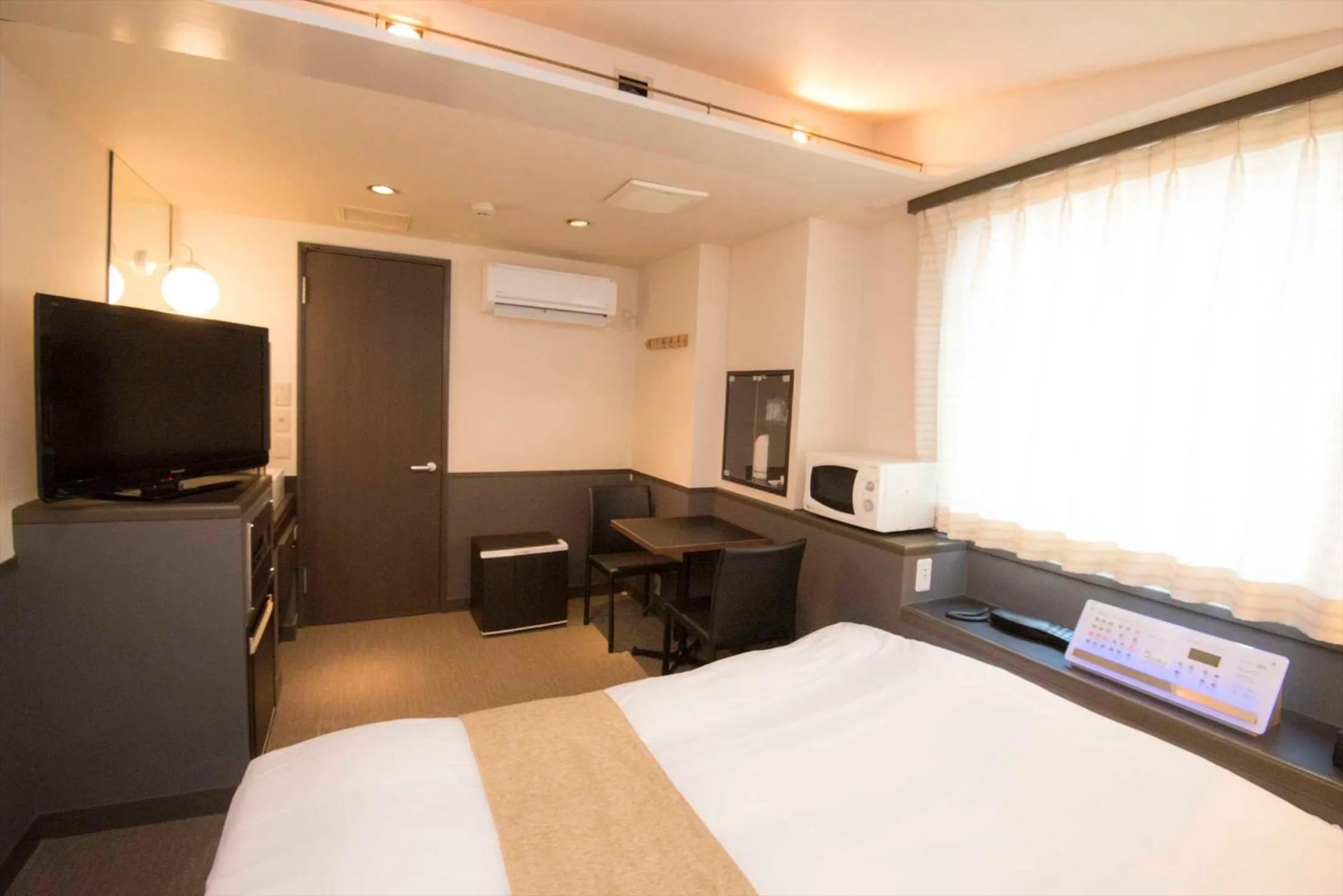 Bed in Hotel Double Funabashi