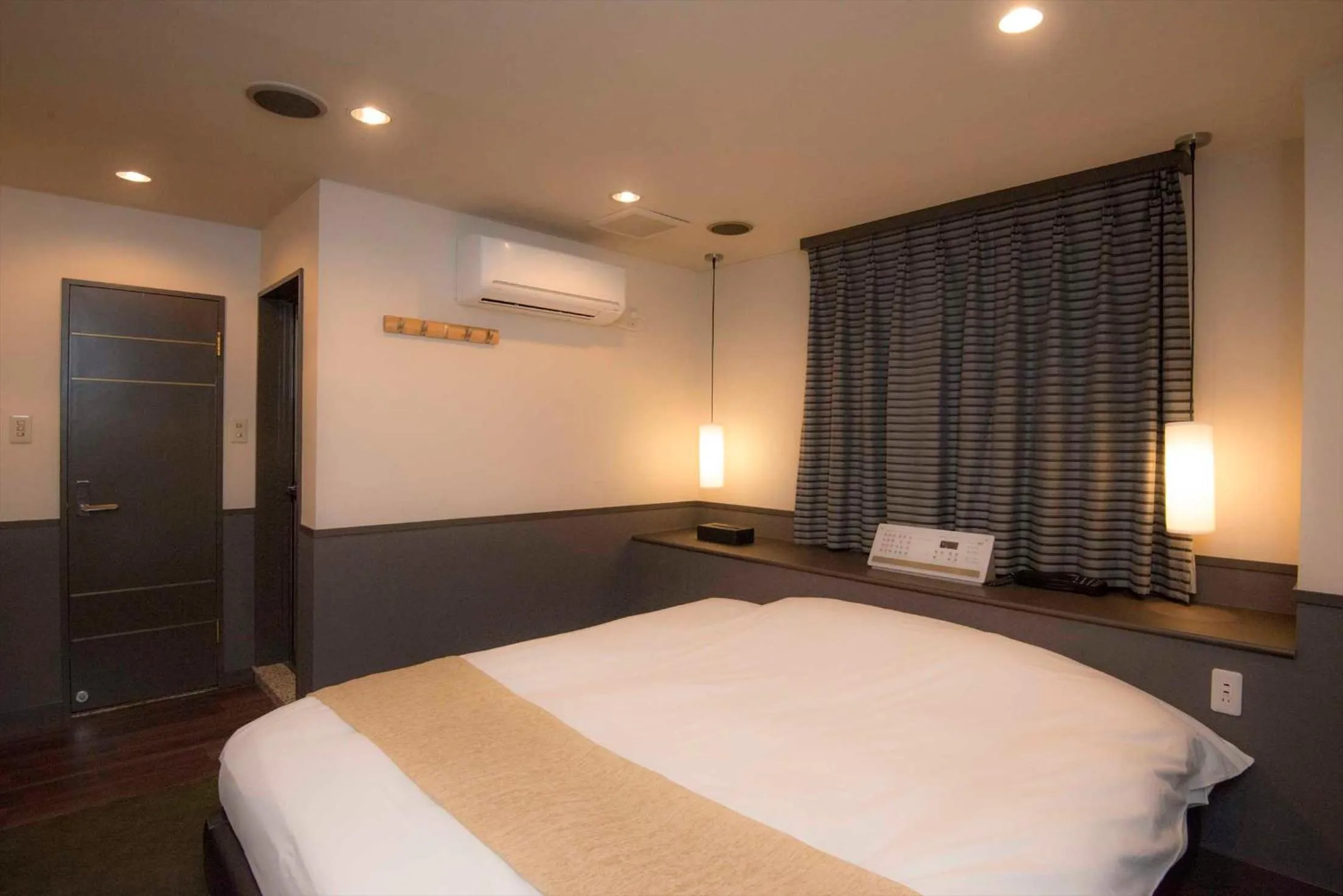 Bed in Hotel Double Funabashi