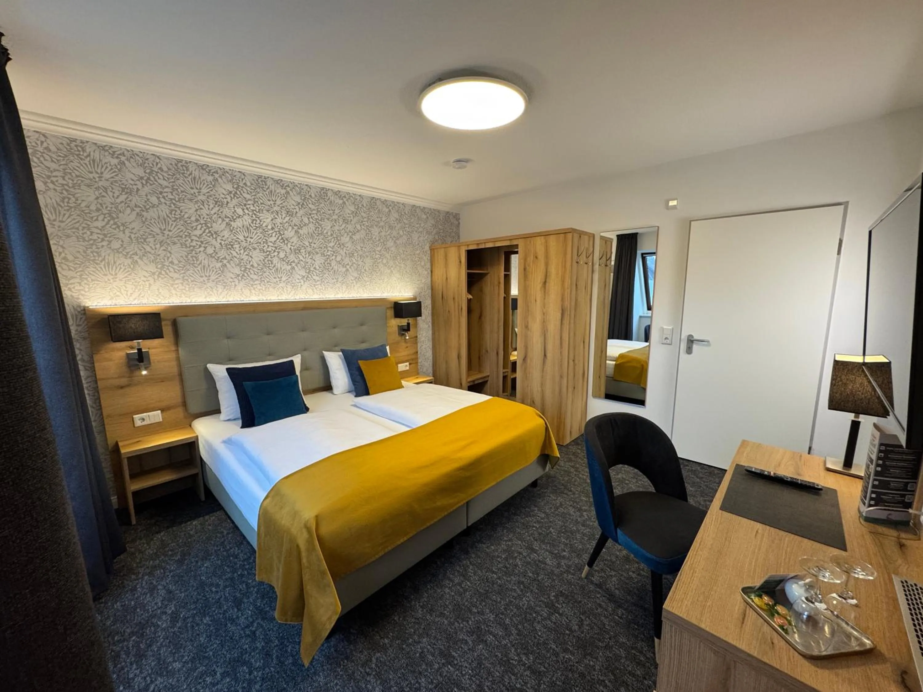 Bed in Hotel Garni am Obsthof Stade - Altes Land