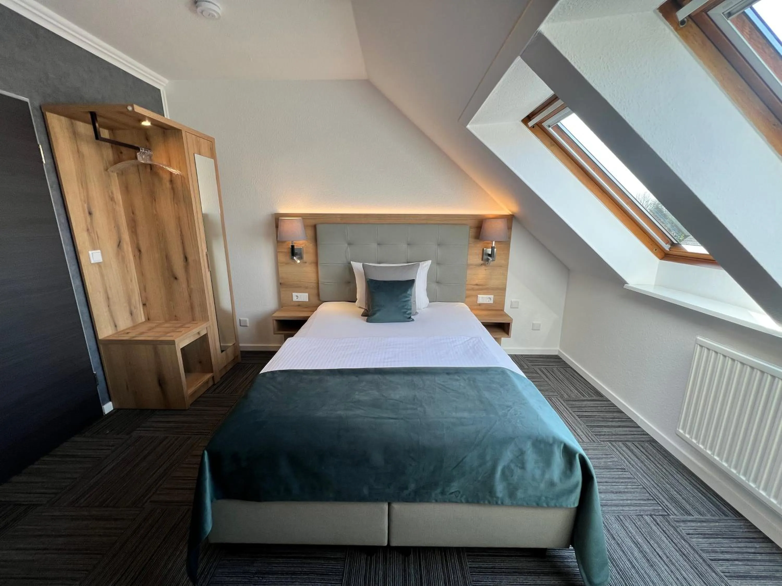 Bed in Hotel Garni am Obsthof Stade - Altes Land