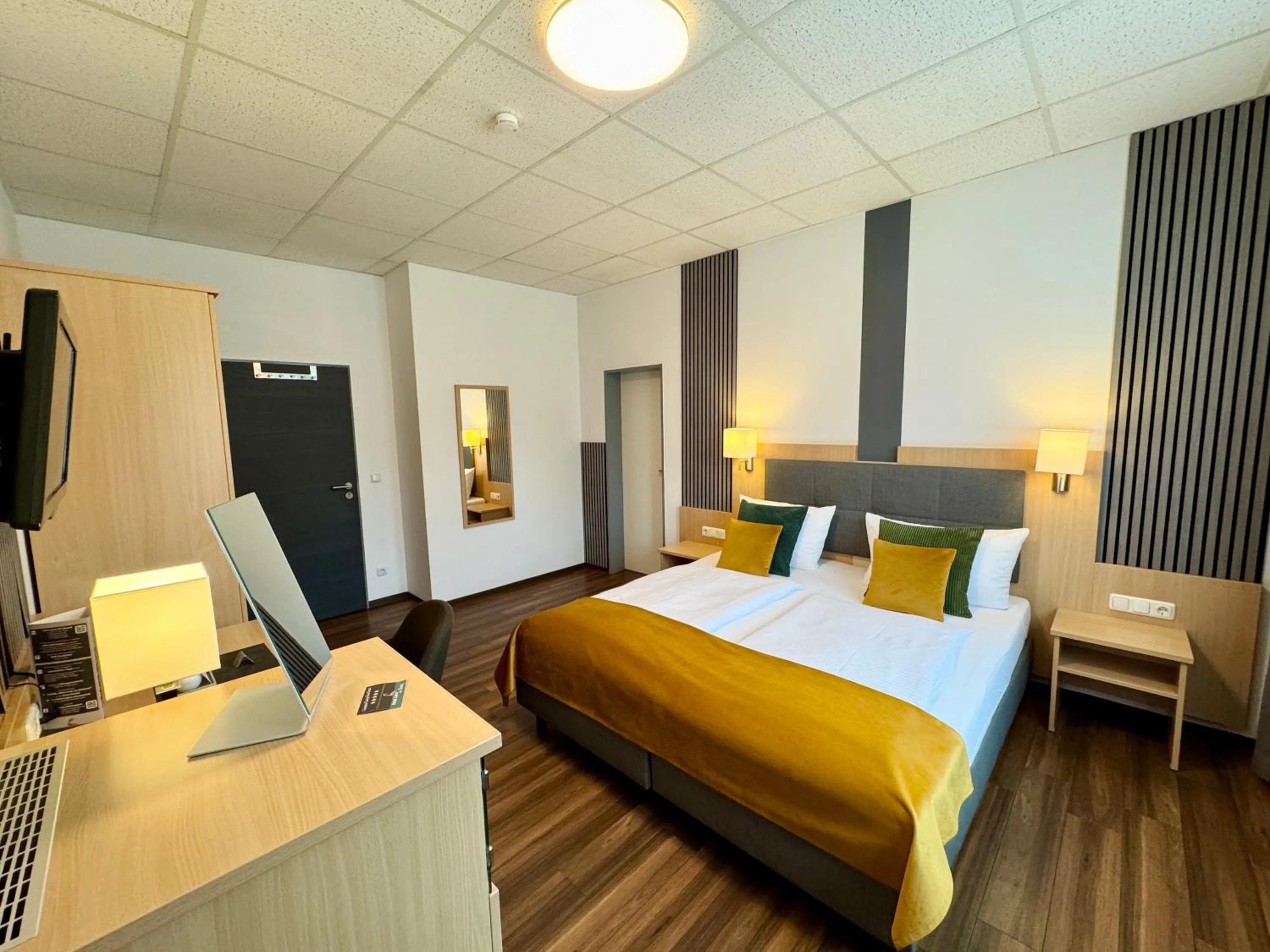 Bed in Hotel Garni am Obsthof Stade - Altes Land