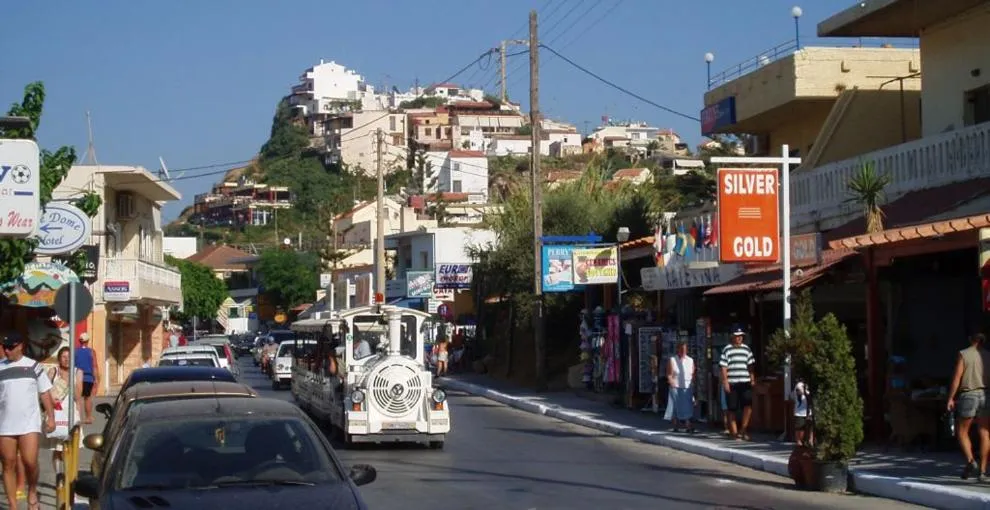 Neighbourhood in Kallitsakis Beach