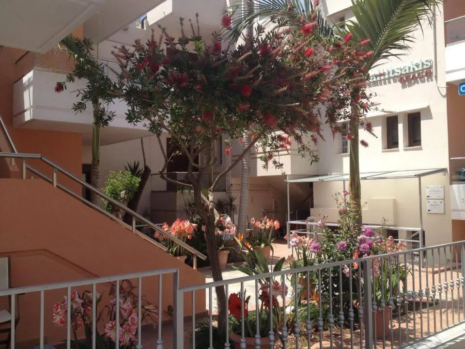 Garden in Kallitsakis Beach