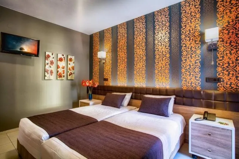 Bed in Kallitsakis Beach