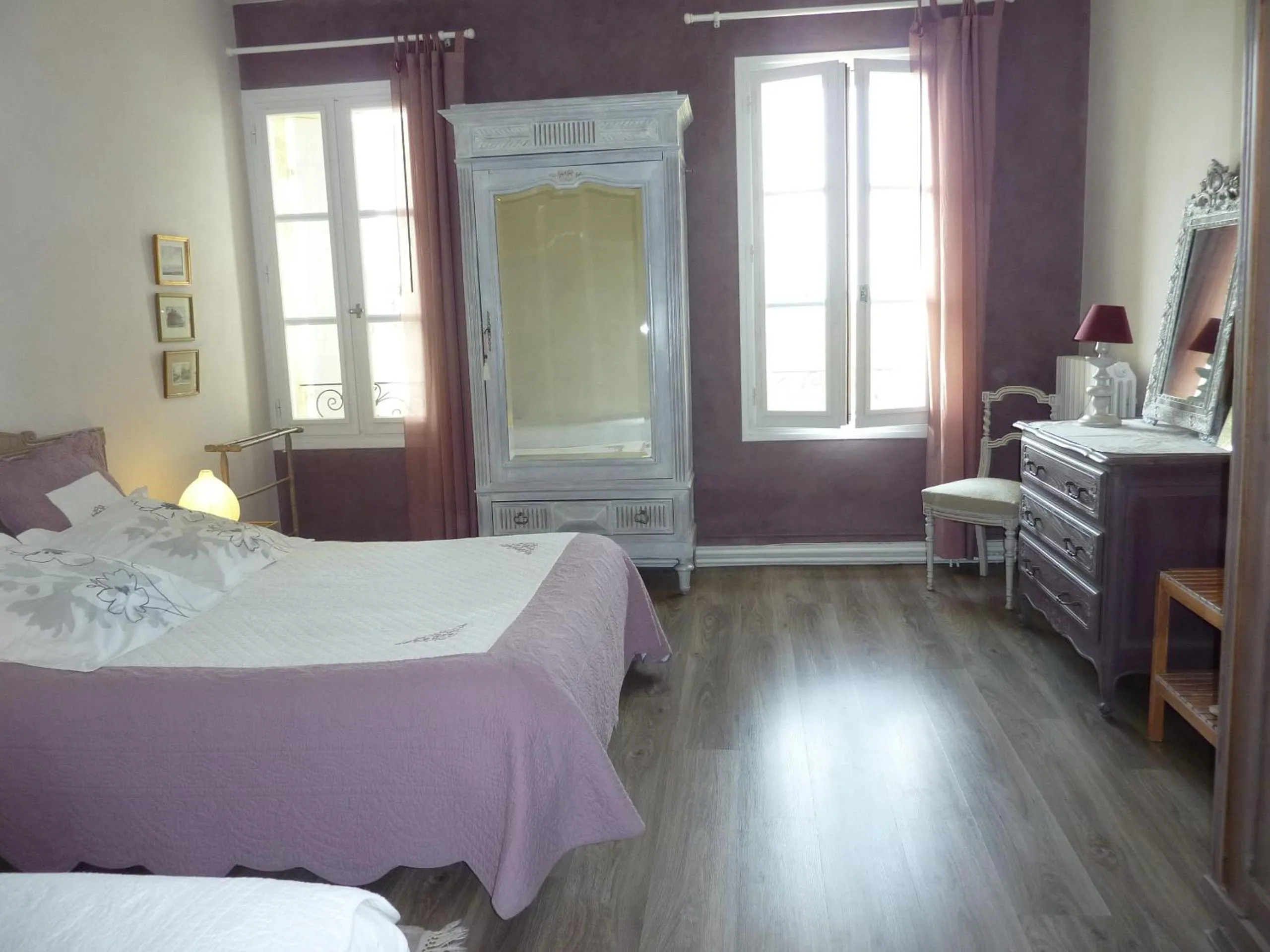 Photo of the whole room, Bed in Le Clos des Rosiers