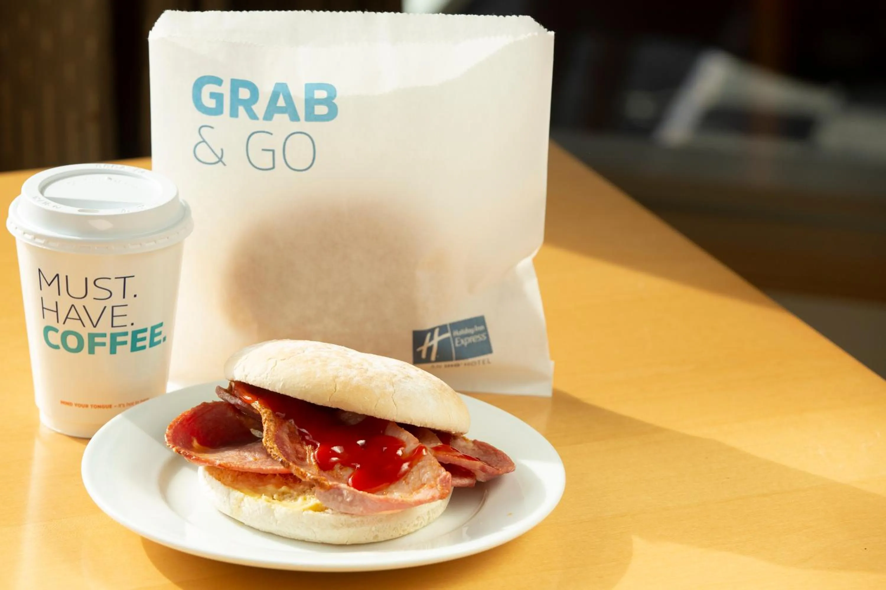 Breakfast in Holiday Inn Express Southampton - M27, J7 by IHG