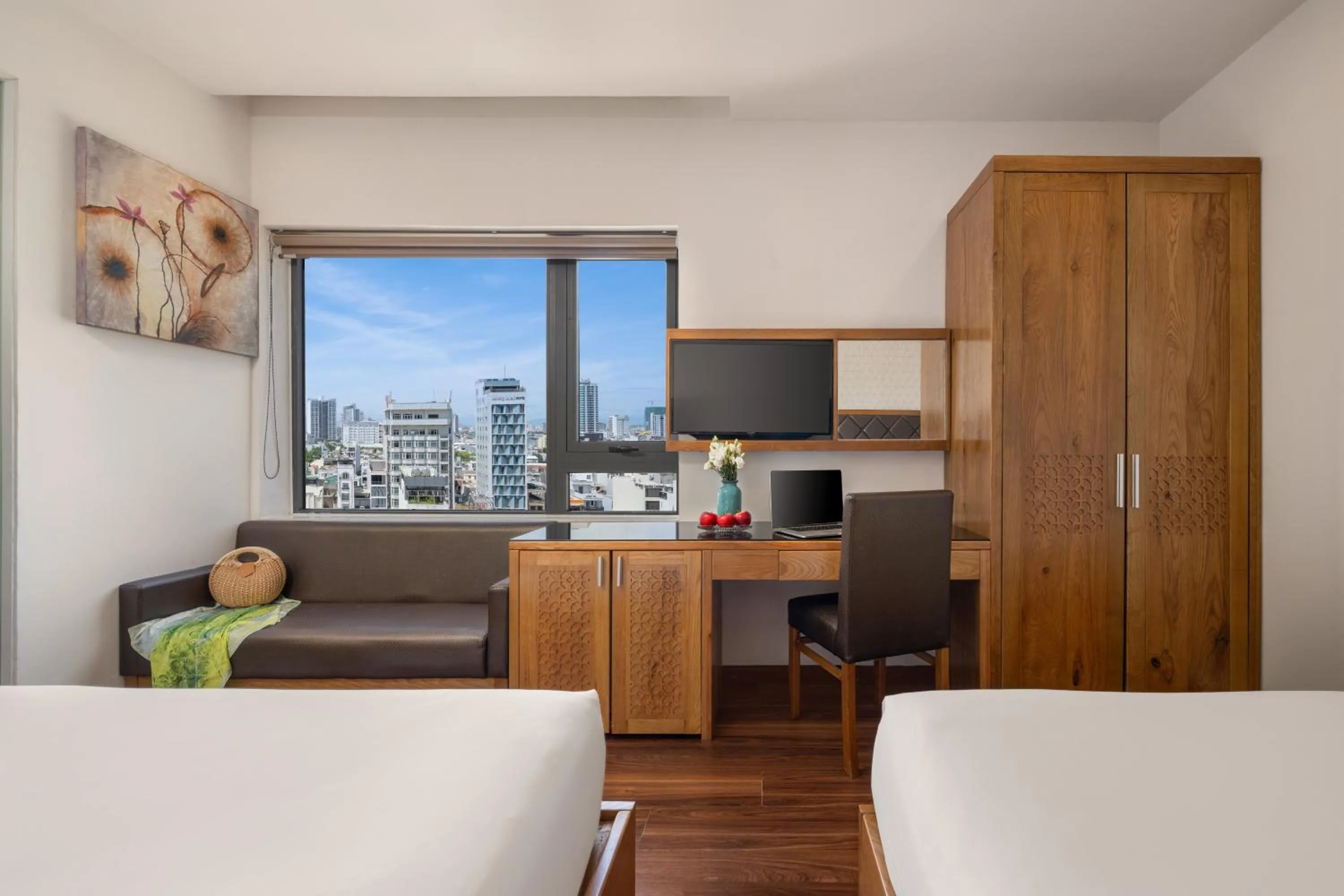 TV and multimedia, Bed in Bliss Luxury Hotel