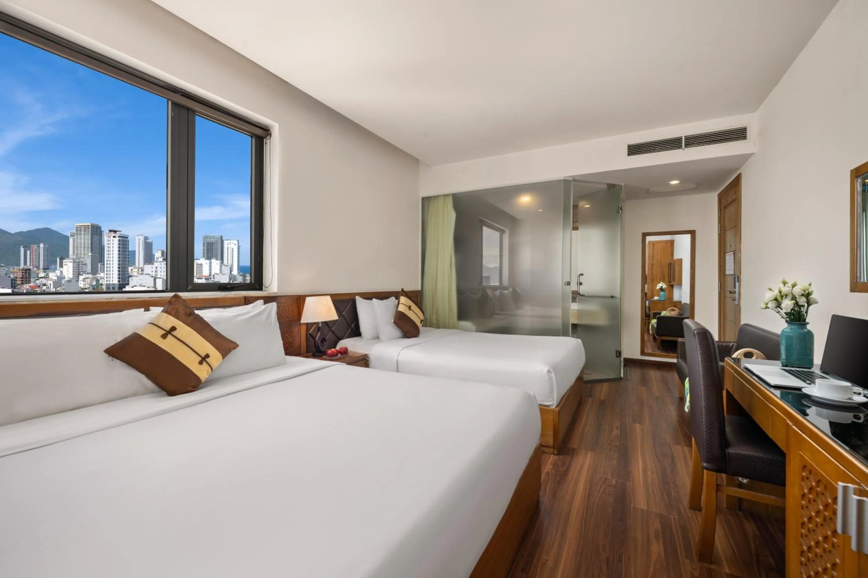 Toilet, Bed in Bliss Luxury Hotel