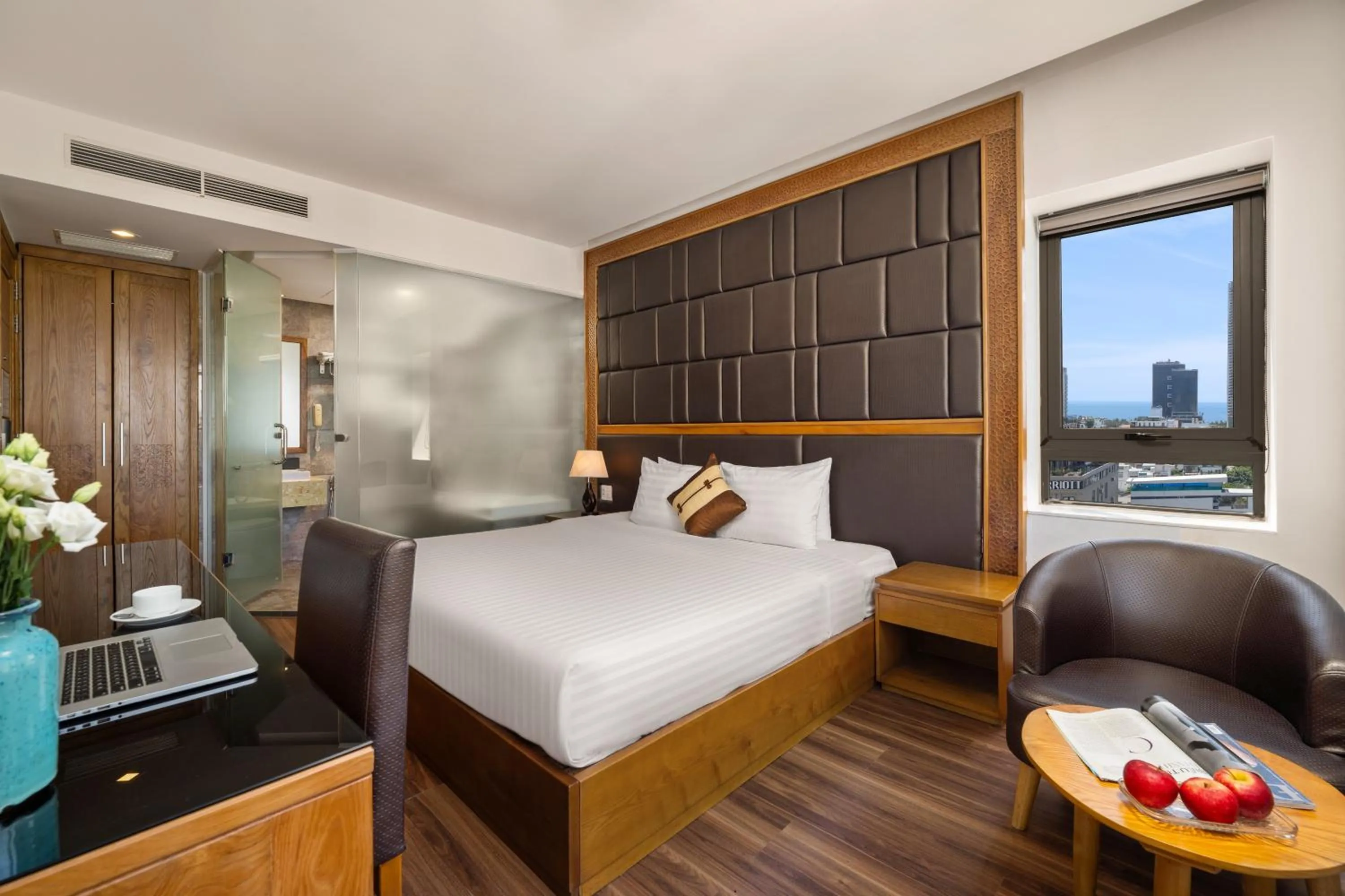 Photo of the whole room, Bed in Bliss Luxury Hotel