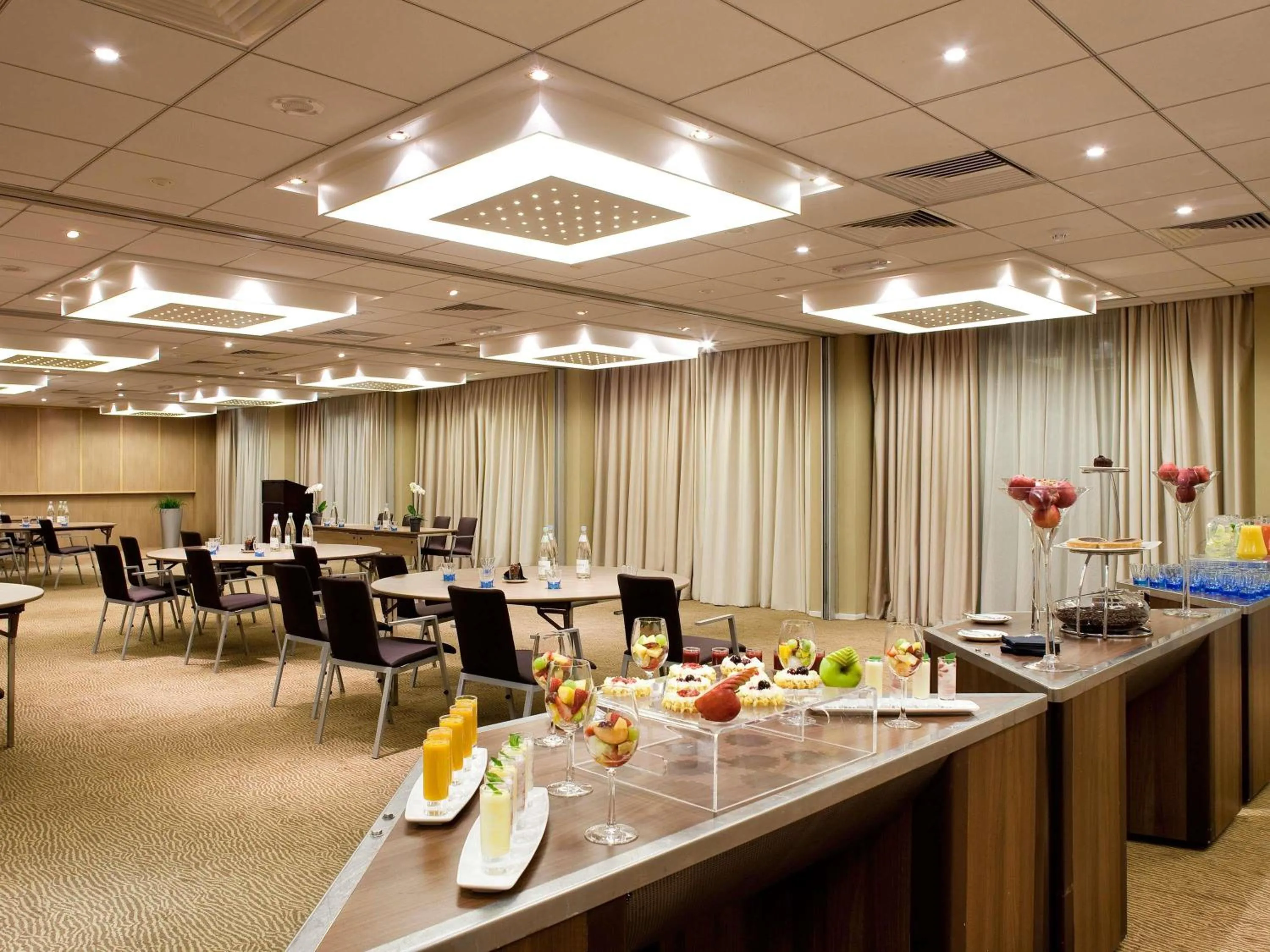 Meeting/conference room in Novotel Sheffield Centre