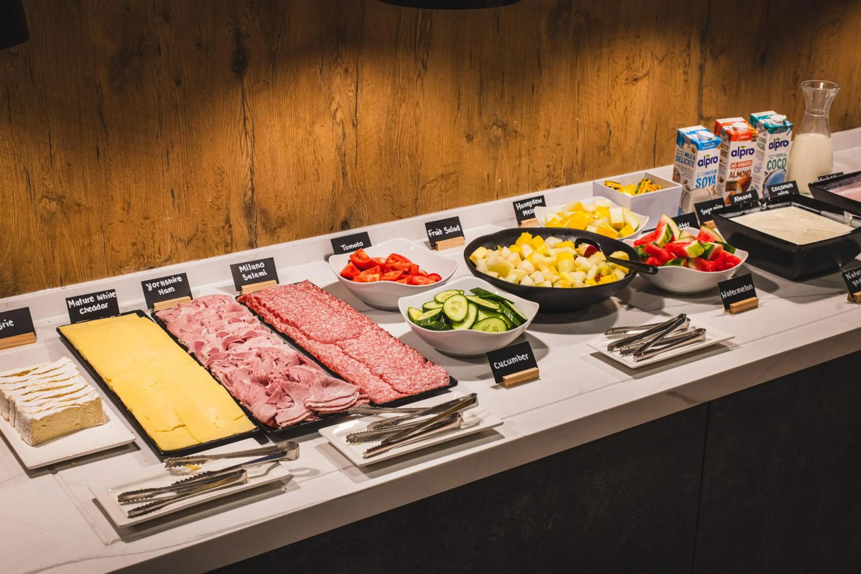 Breakfast in ibis London Excel-Docklands