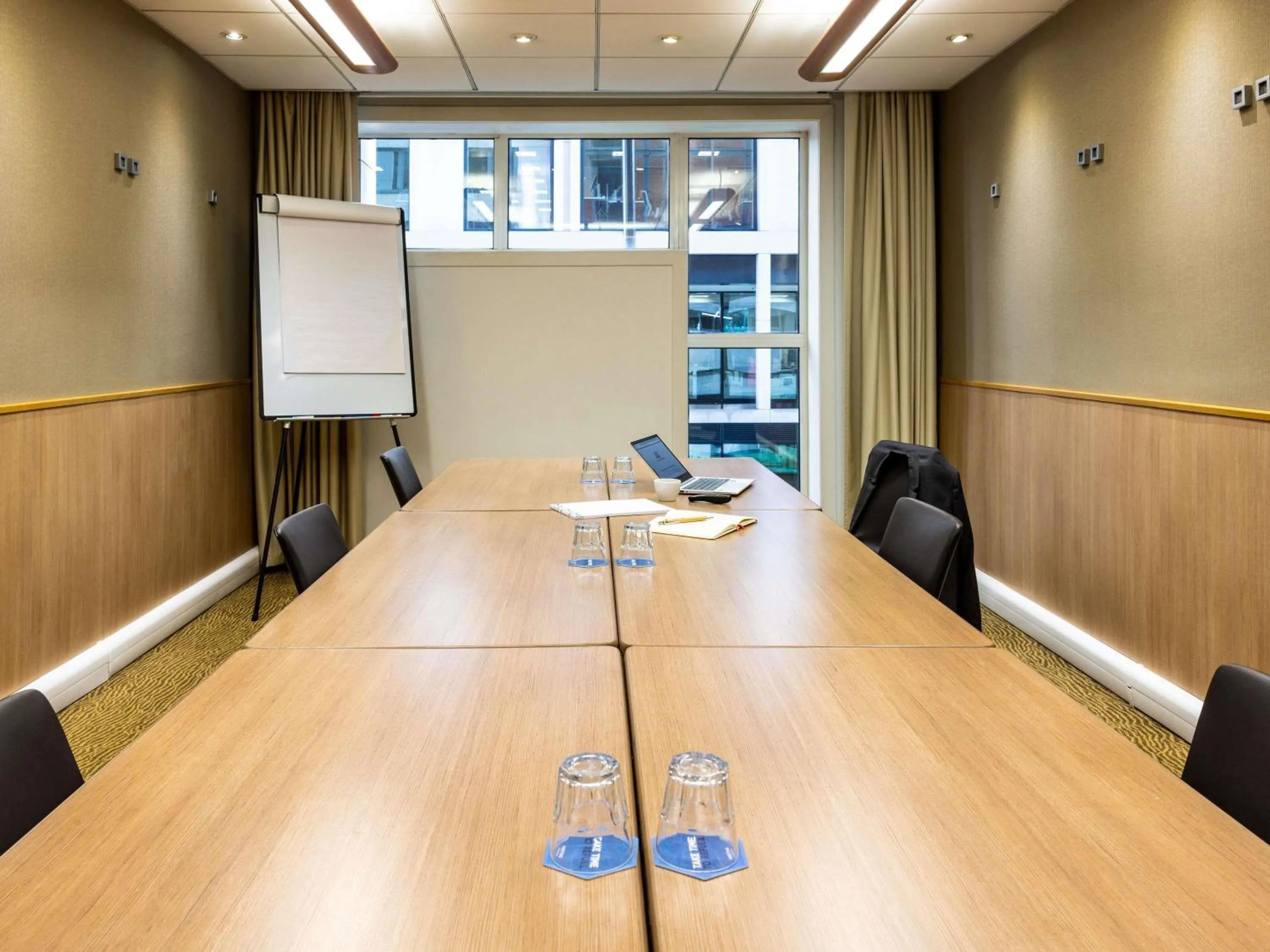 Meeting/conference room in Novotel Leeds Centre