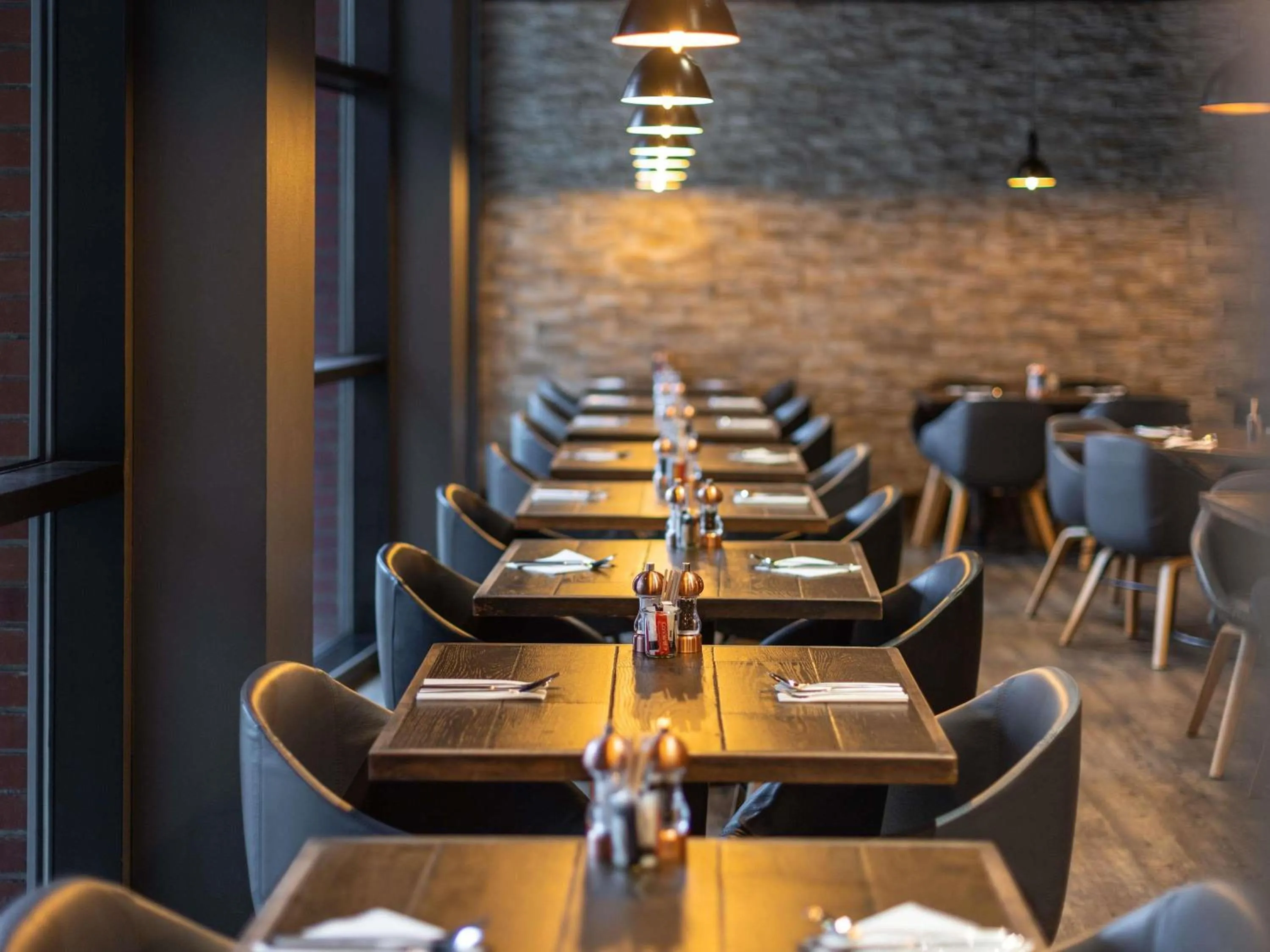 Restaurant/places to eat in Novotel Leeds Centre