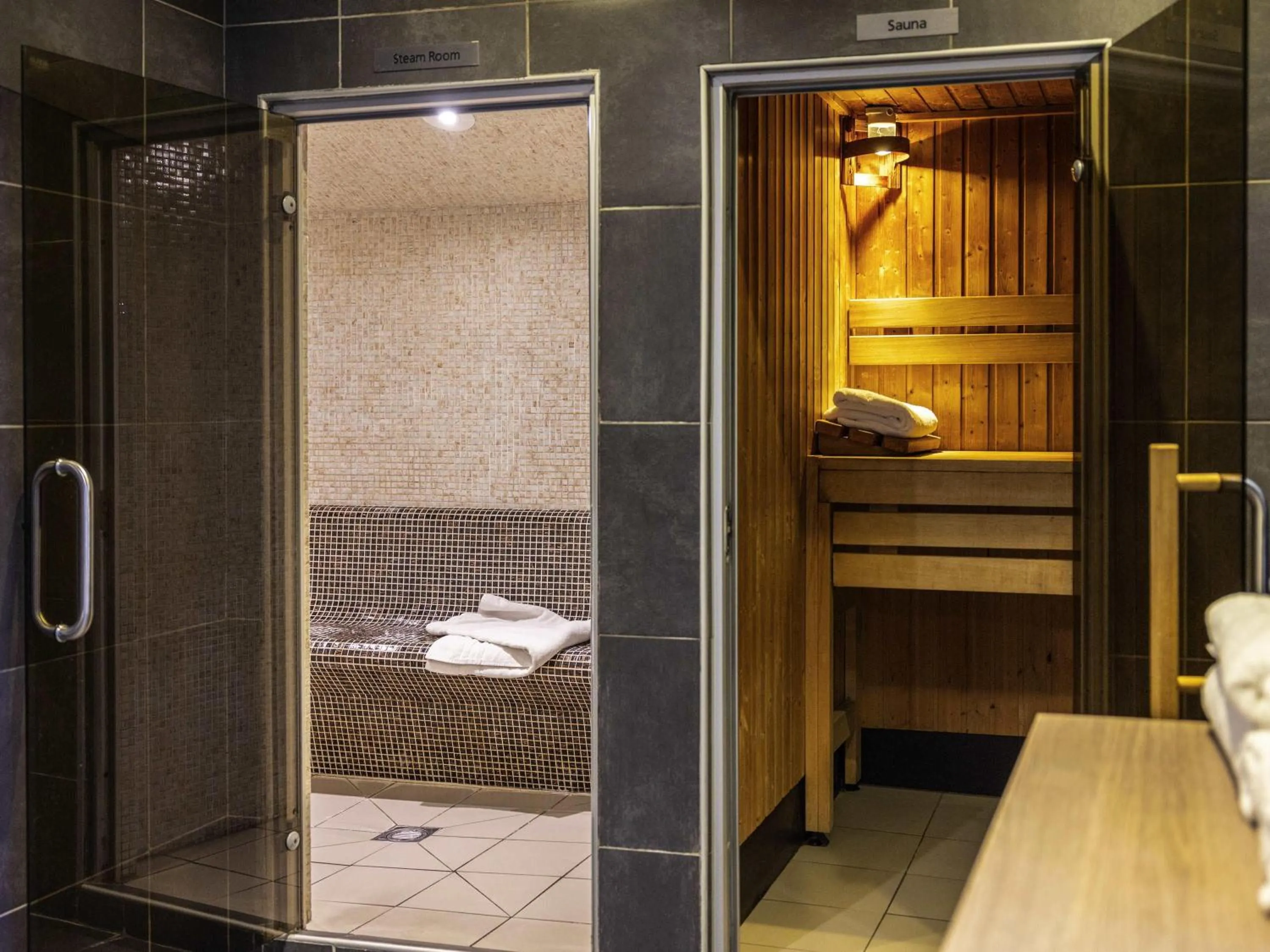 Other, Bed in Novotel Leeds Centre