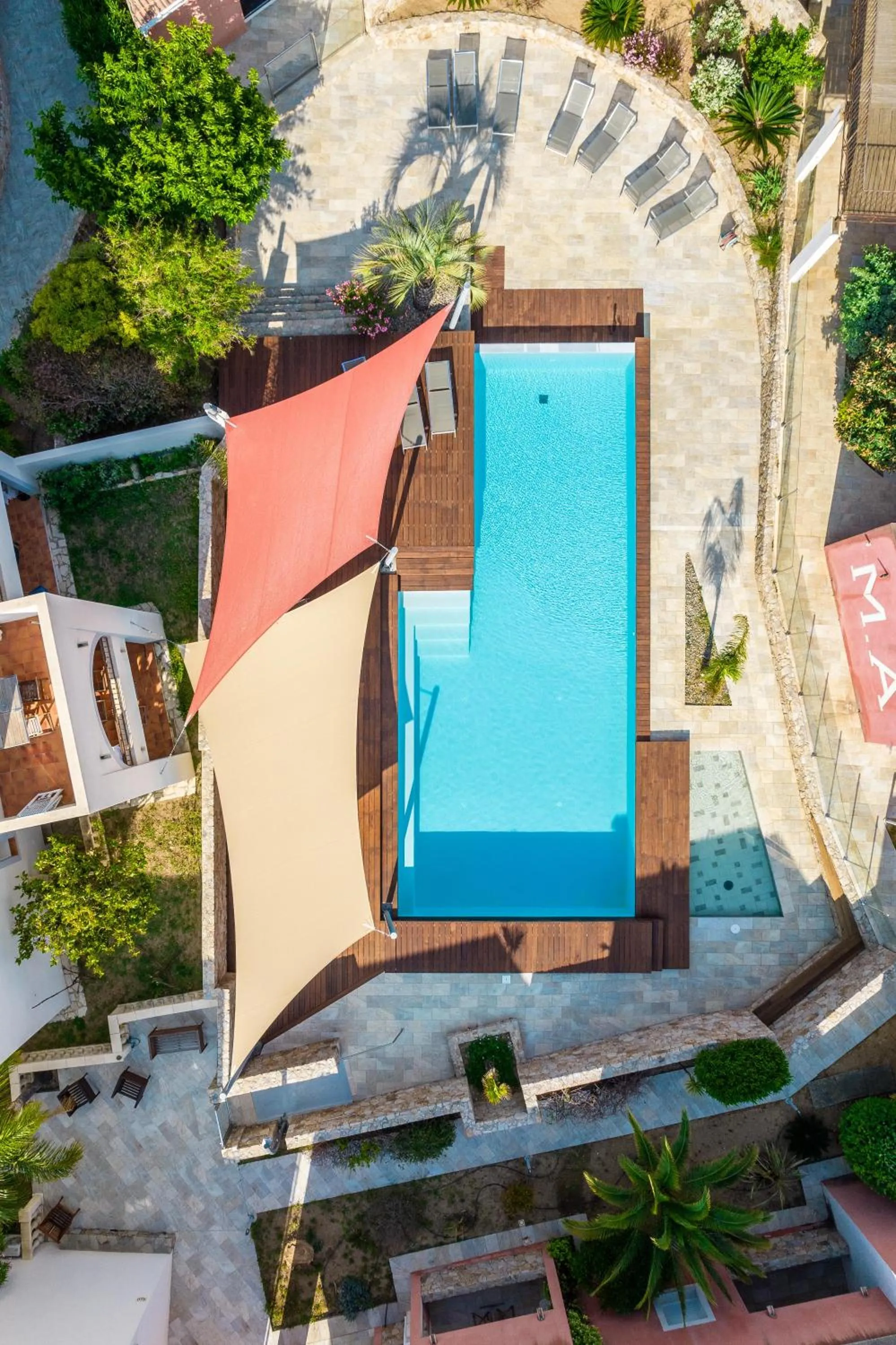 Swimming pool in Les Alizés Résidence & Spa