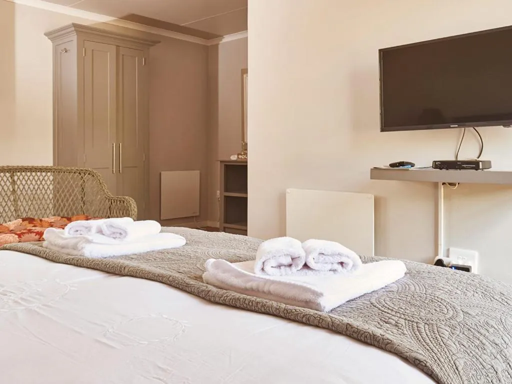 towels, Bed in Highland Quarters