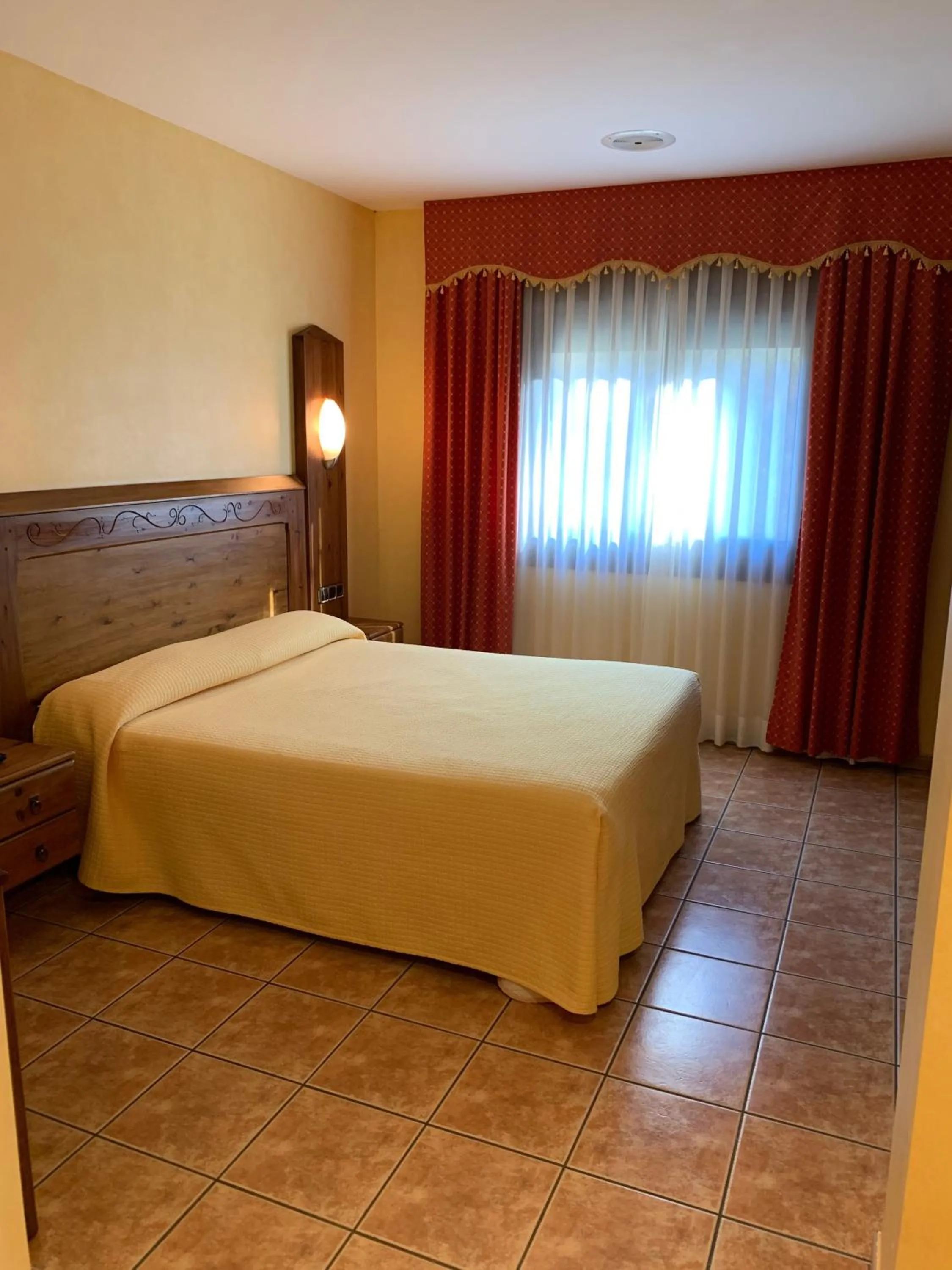 Bed in Hotel Restaurant Cal Petit