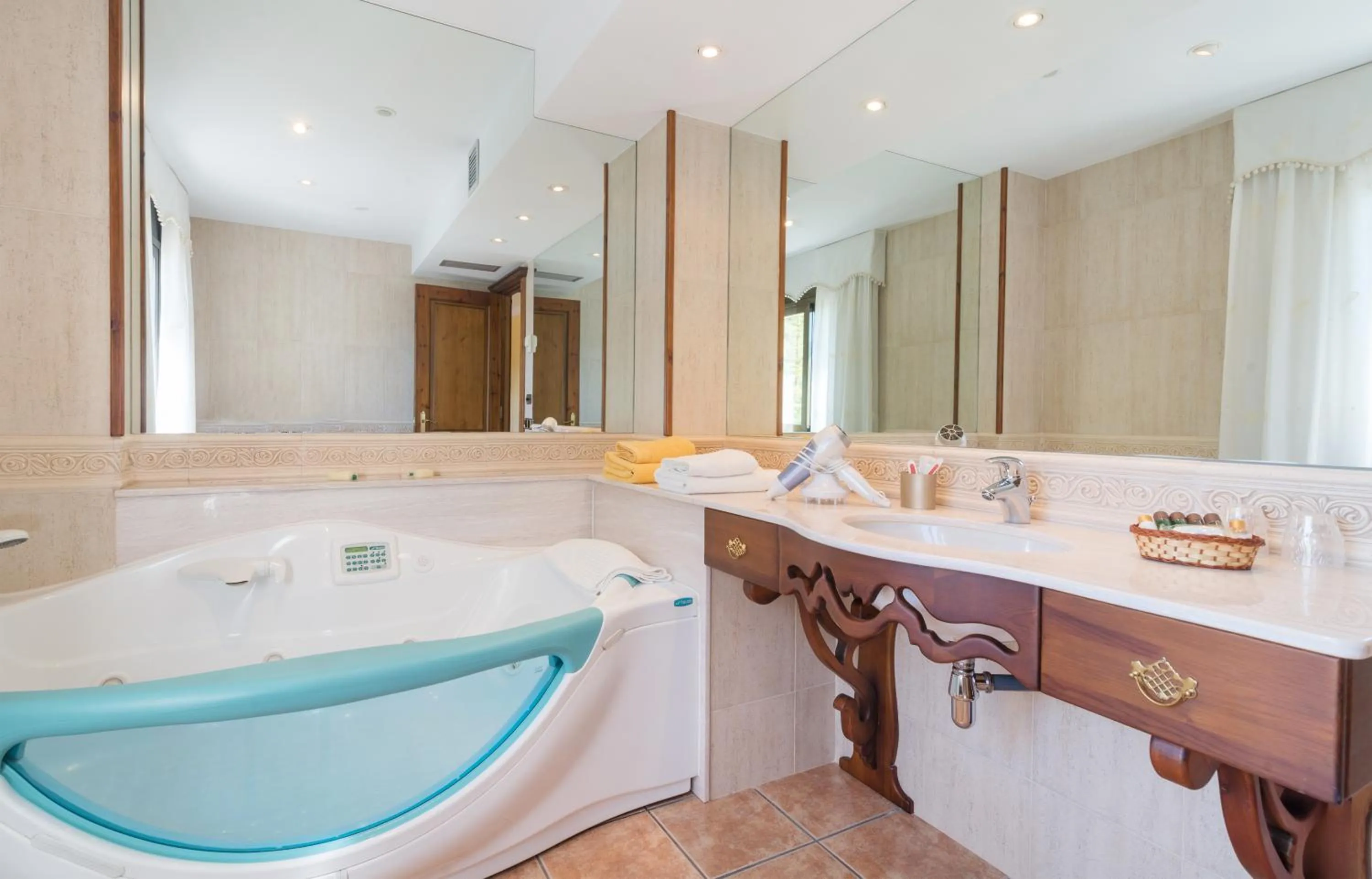 Hotel Restaurant Cal Petit