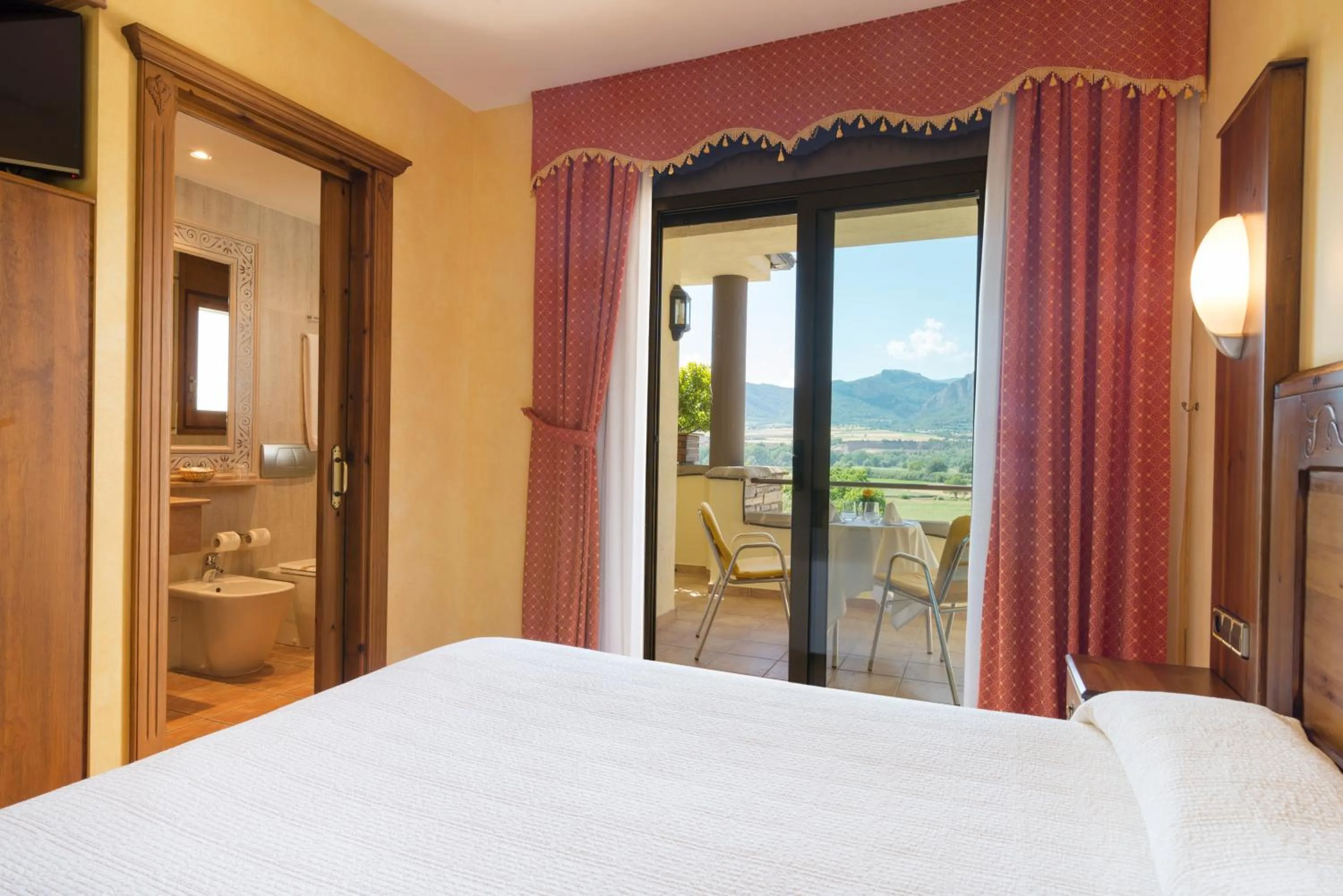 Natural landscape, Bed in Hotel Restaurant Cal Petit