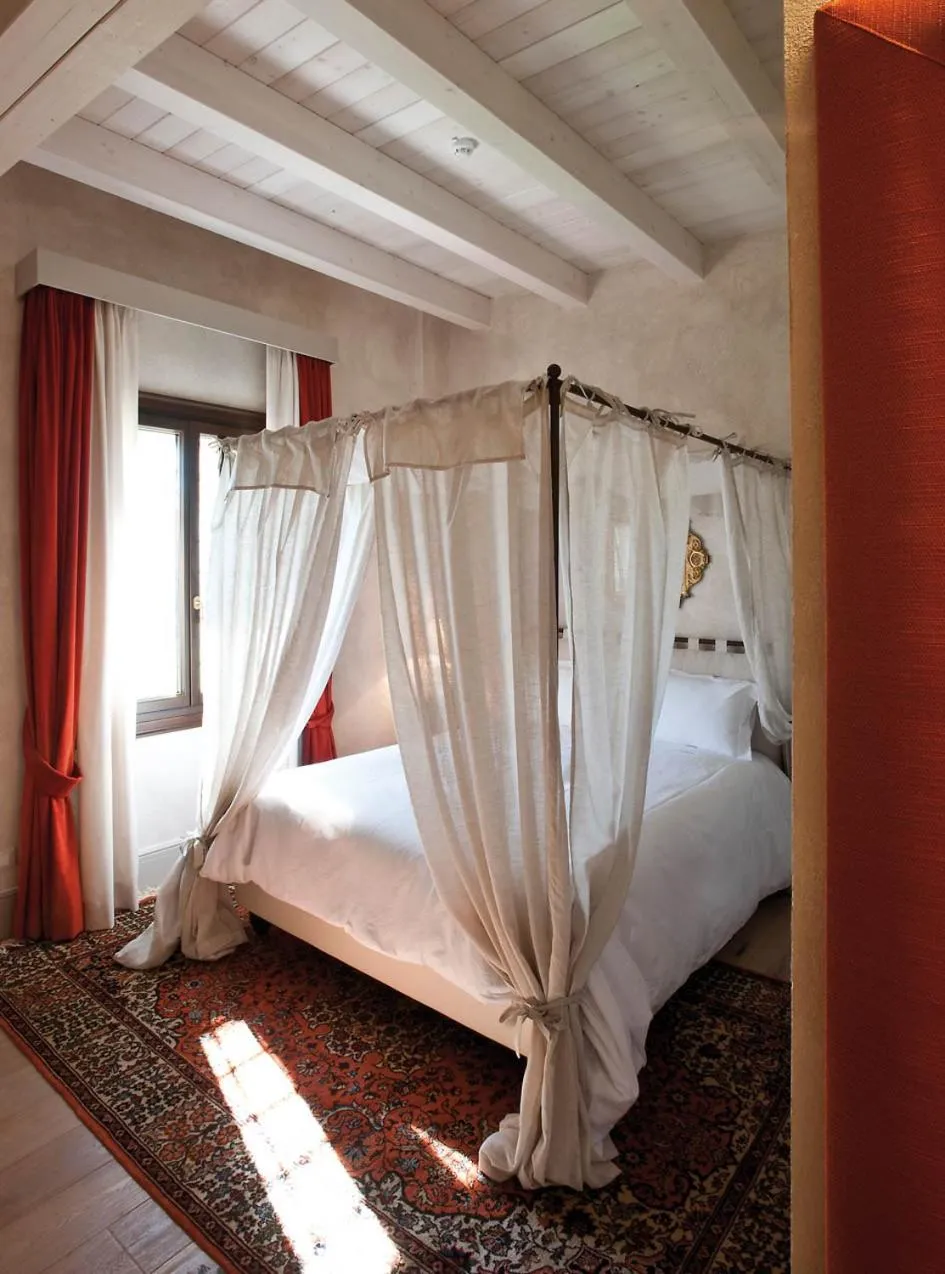 Bed in La Barchessa di Villa Pisani