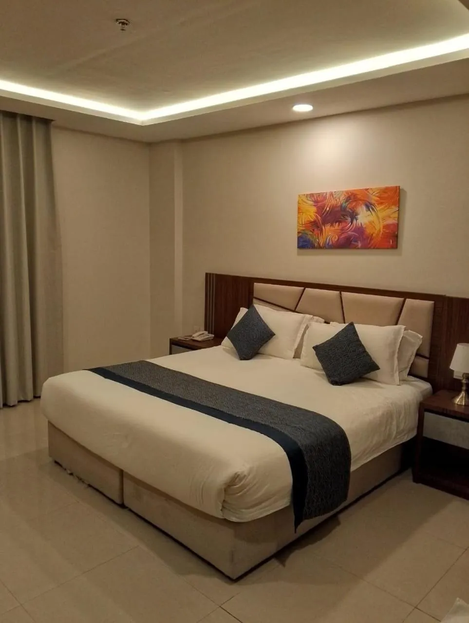 Bed in Remaz Suites Hotel