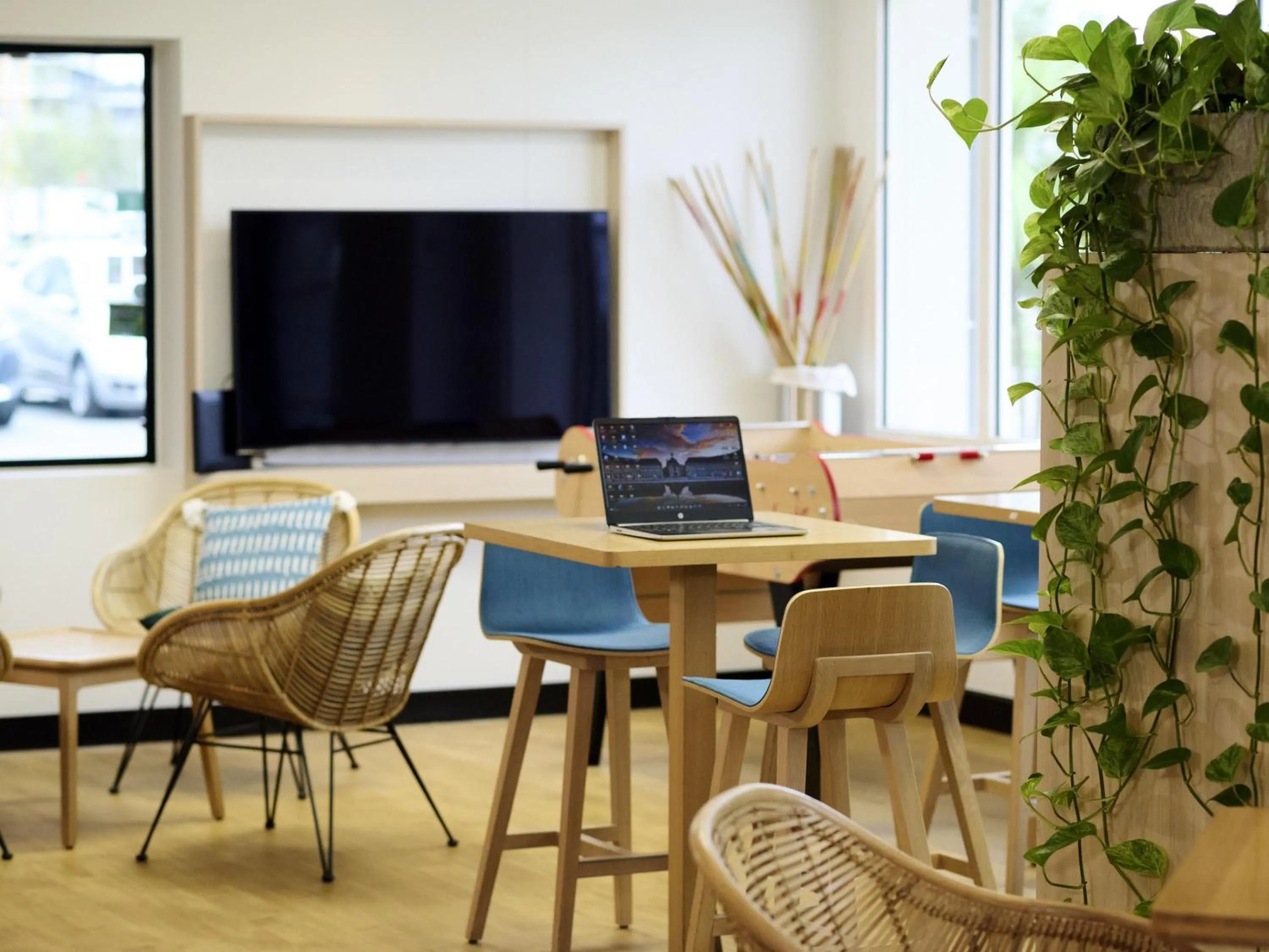 Lounge or bar in ibis Styles Bordeaux Begles Arena