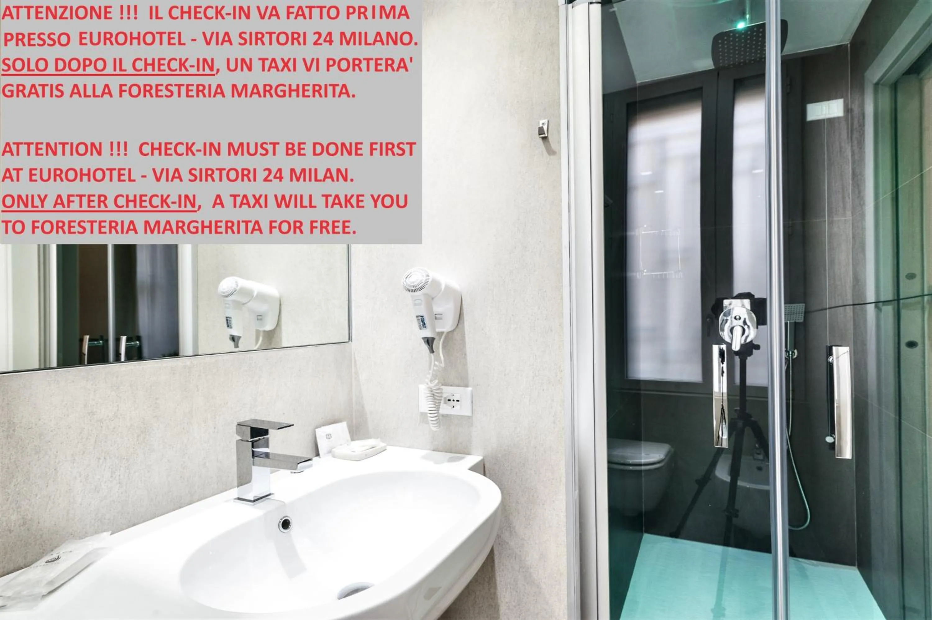 Shower in Guesthouse Foresteria Margherita Milano