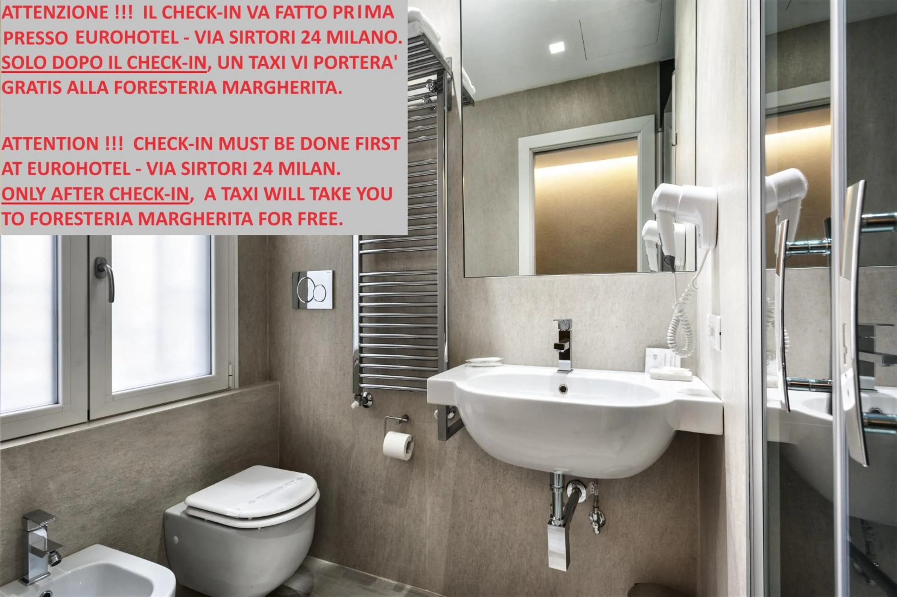 Shower in Guesthouse Foresteria Margherita Milano