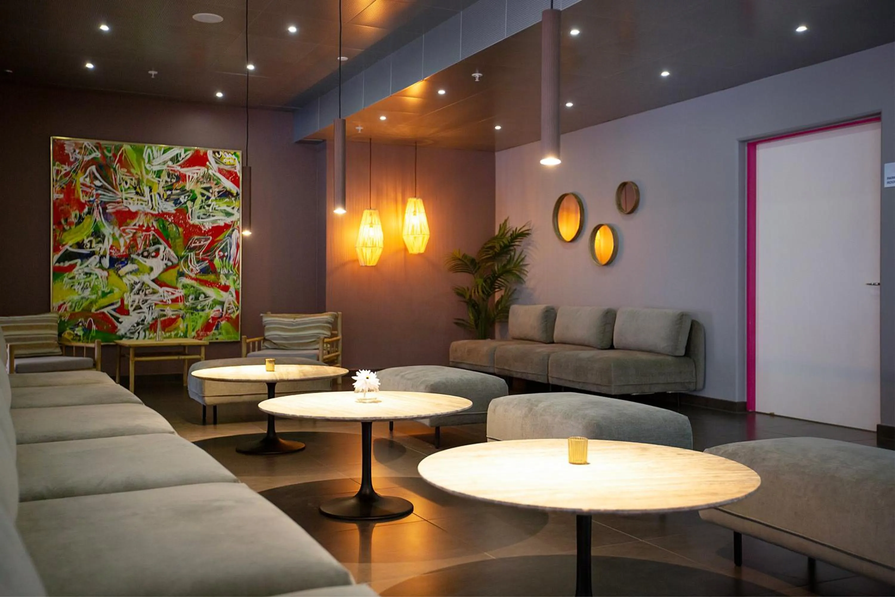 Lounge or bar in Cabinn Aarhus