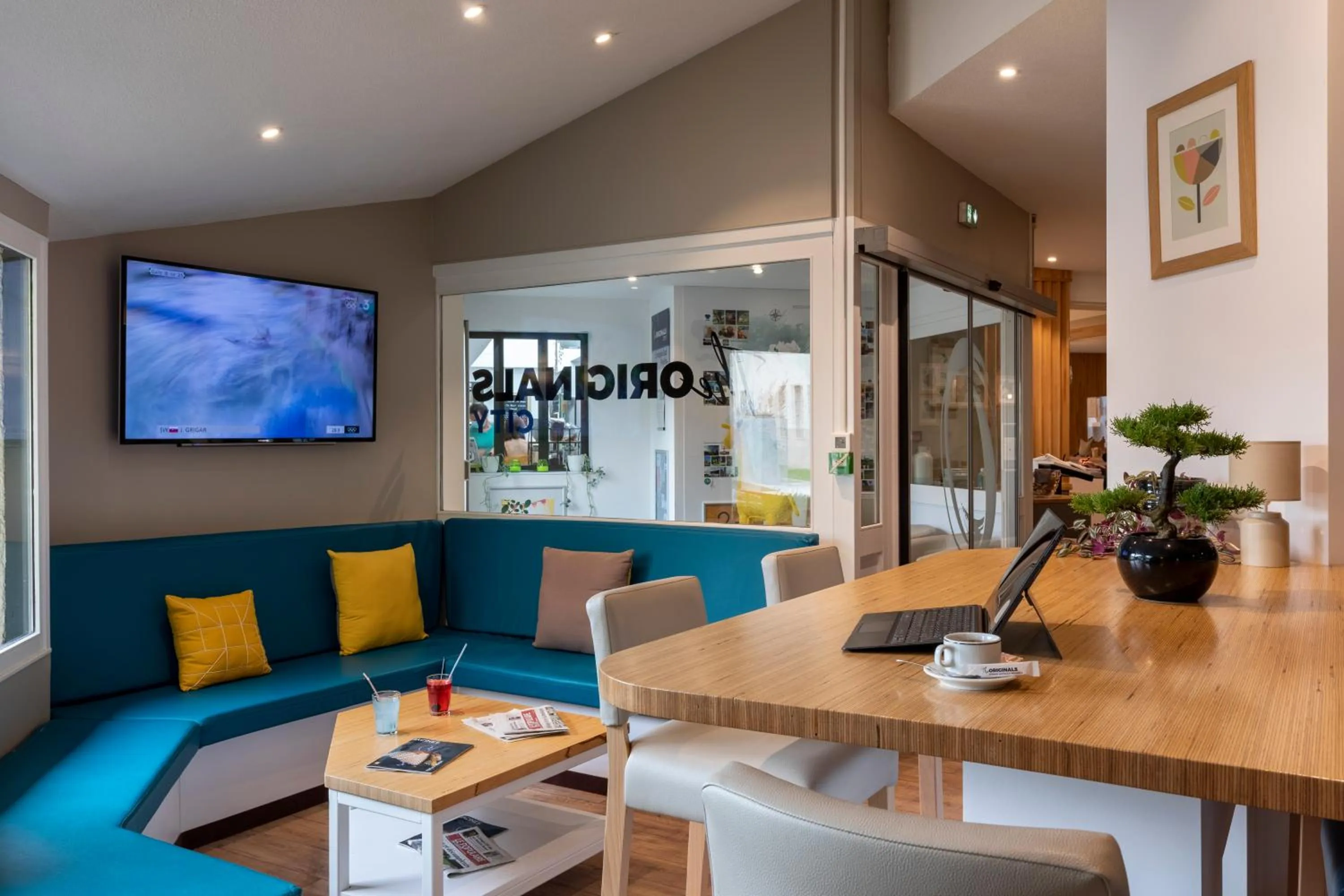 Seating area in The Originals City, Hôtel Limoges Sud Feytiat