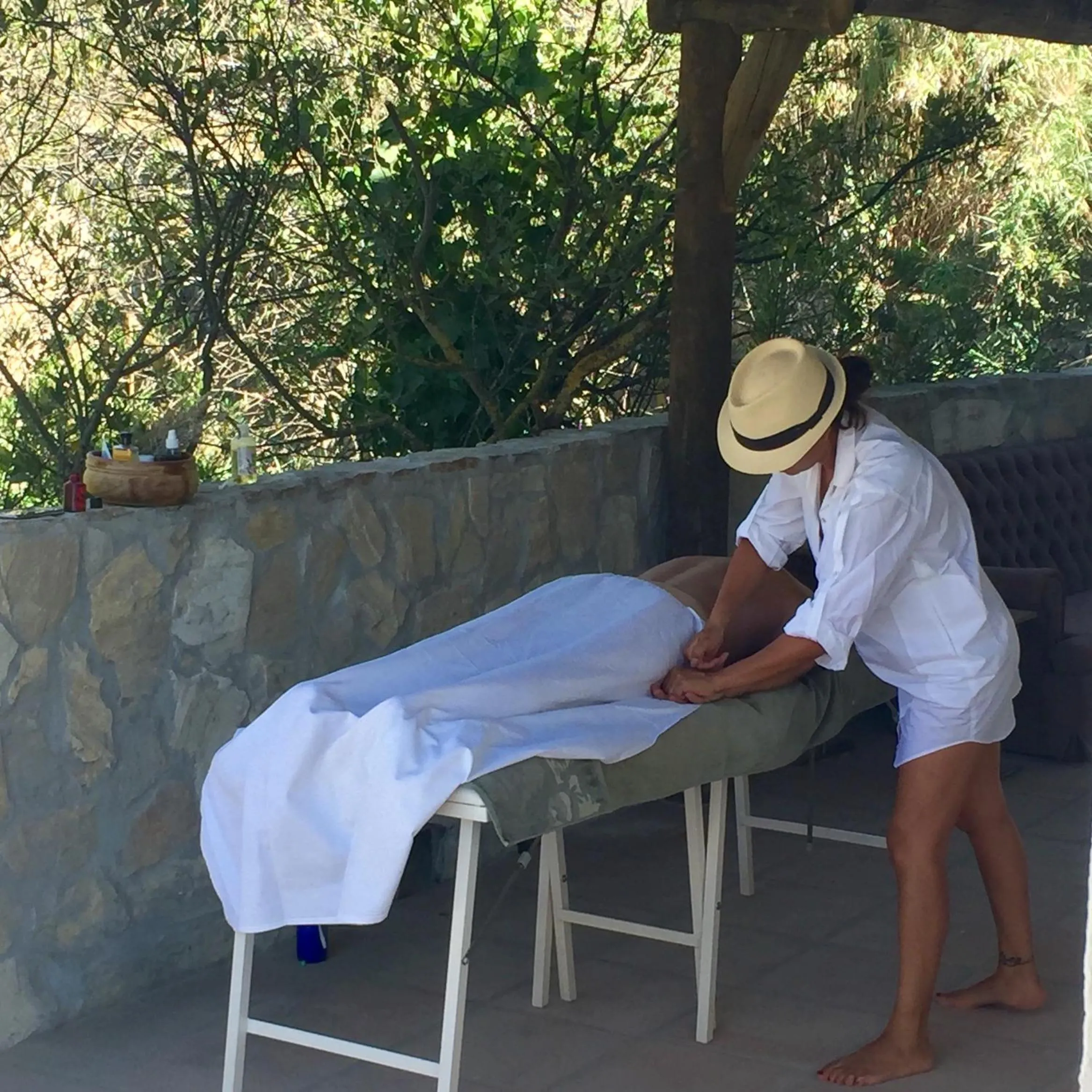 Massage in Finca Mil Estrellas