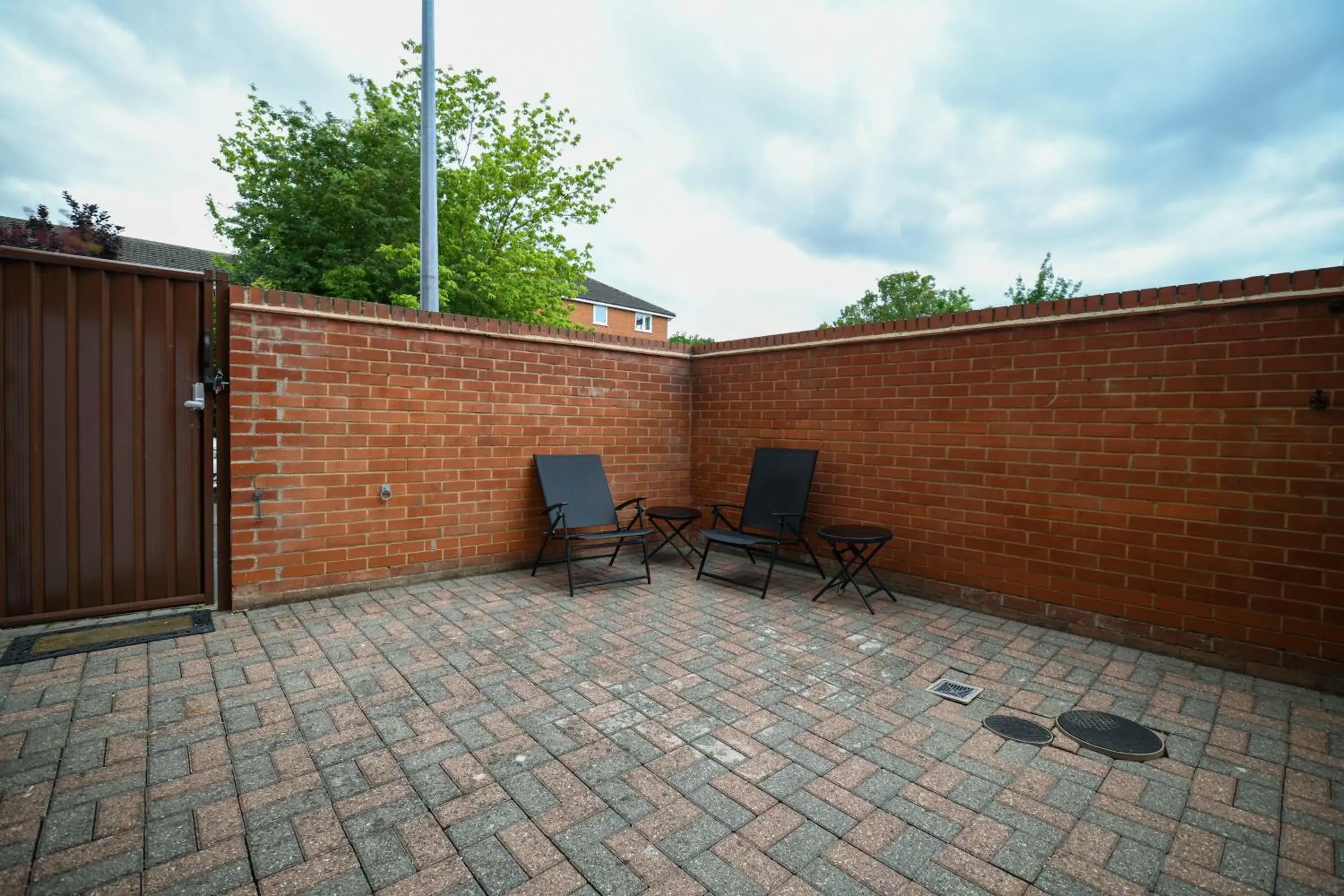 Fennec Apartments Fennec Apartments