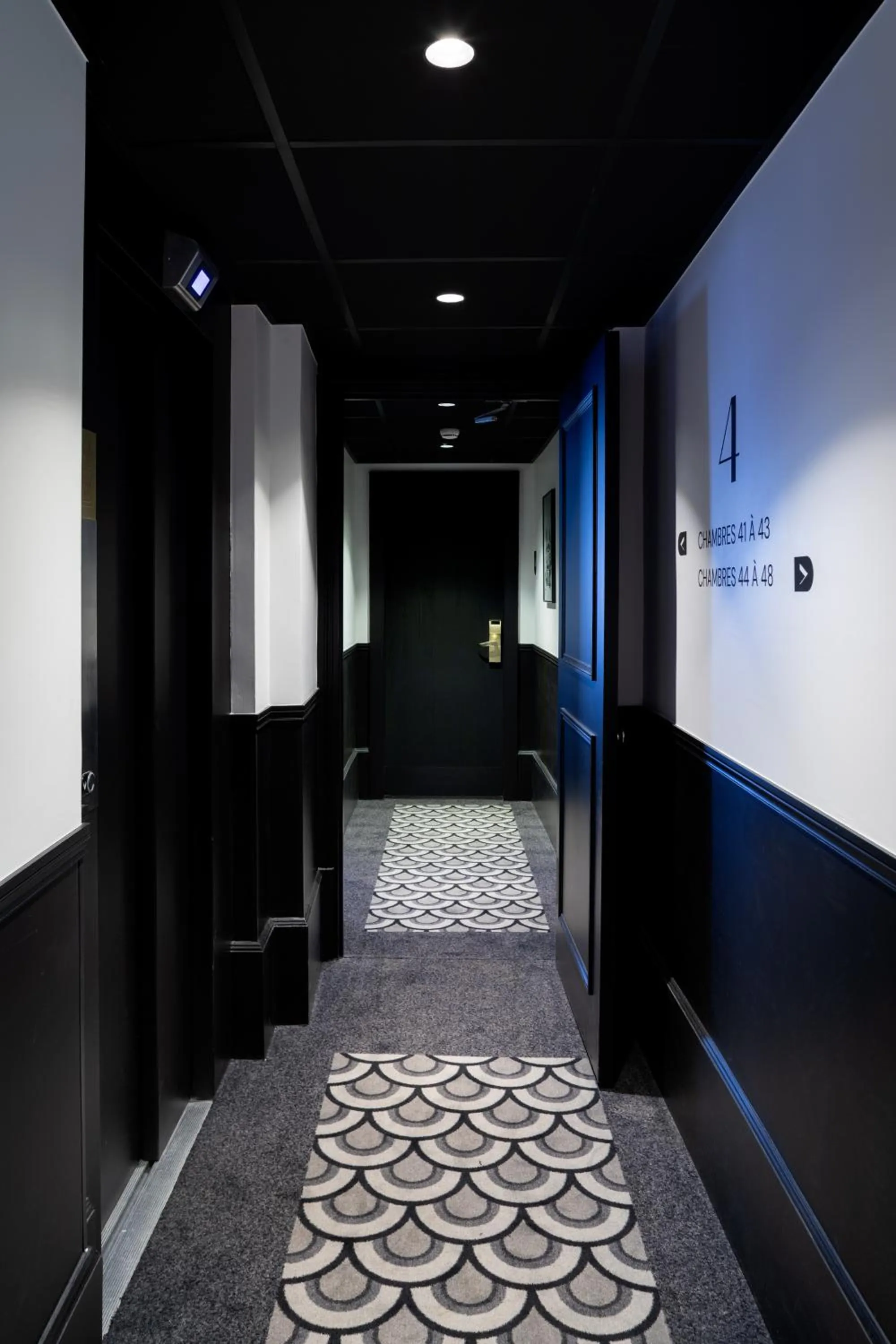 Property building in Logis Hotel Darcy Dijon Centre