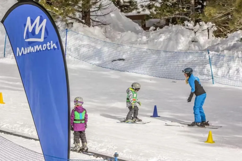 Mammoth Ski & Racquet 124