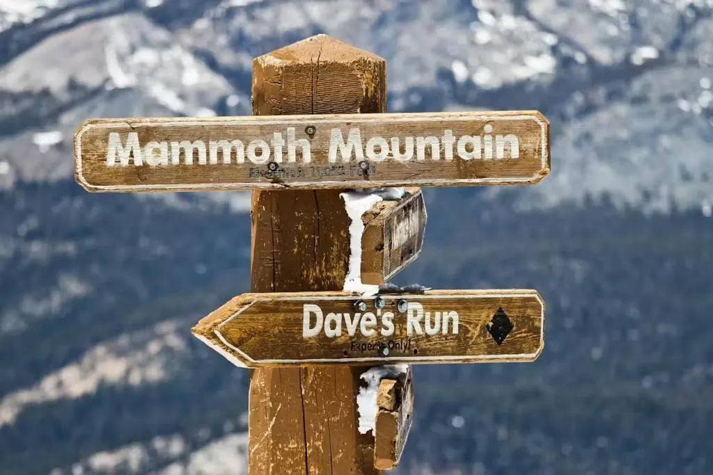 Mammoth Ski & Racquet 124