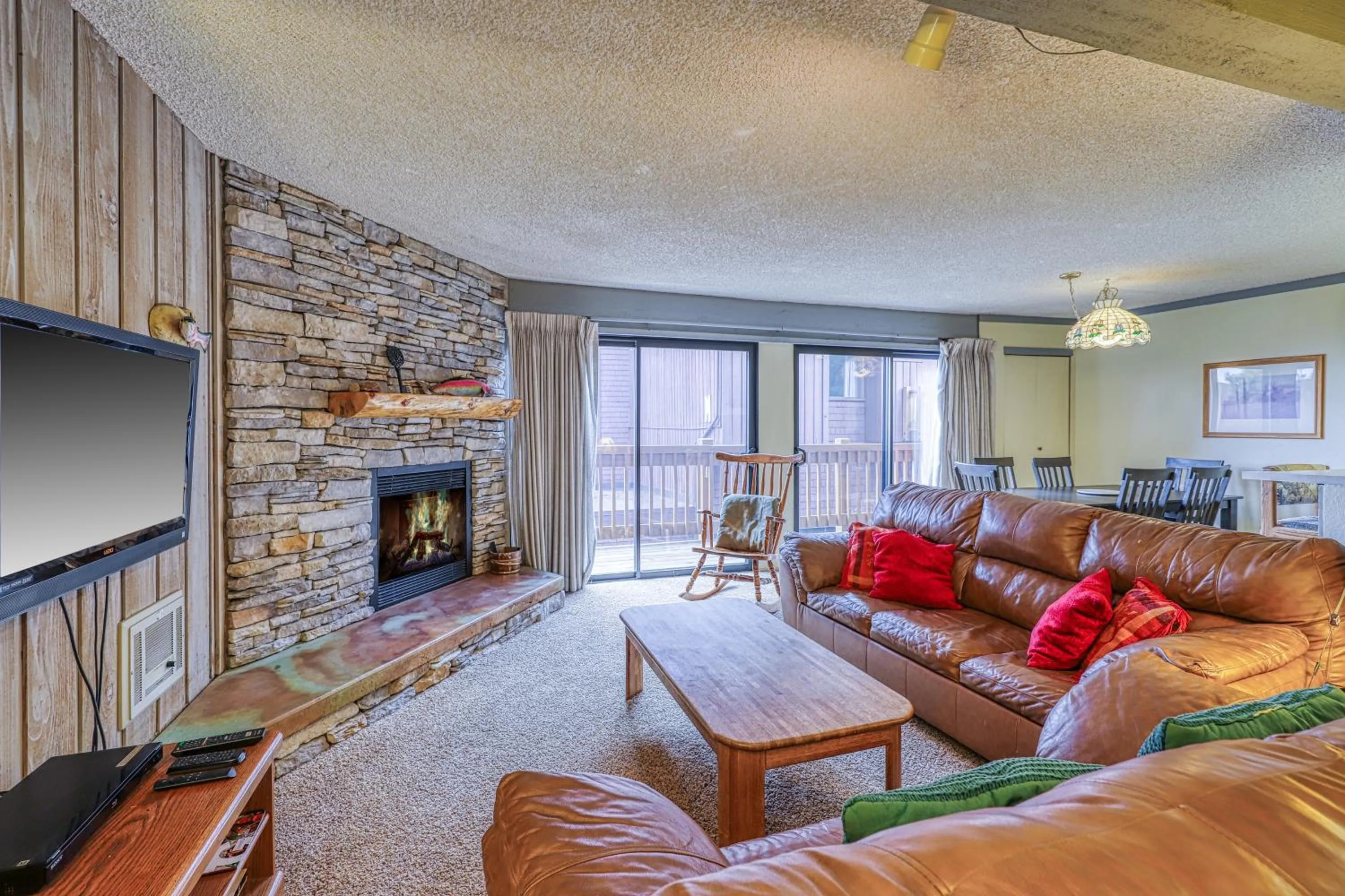 Mammoth Ski & Racquet 124