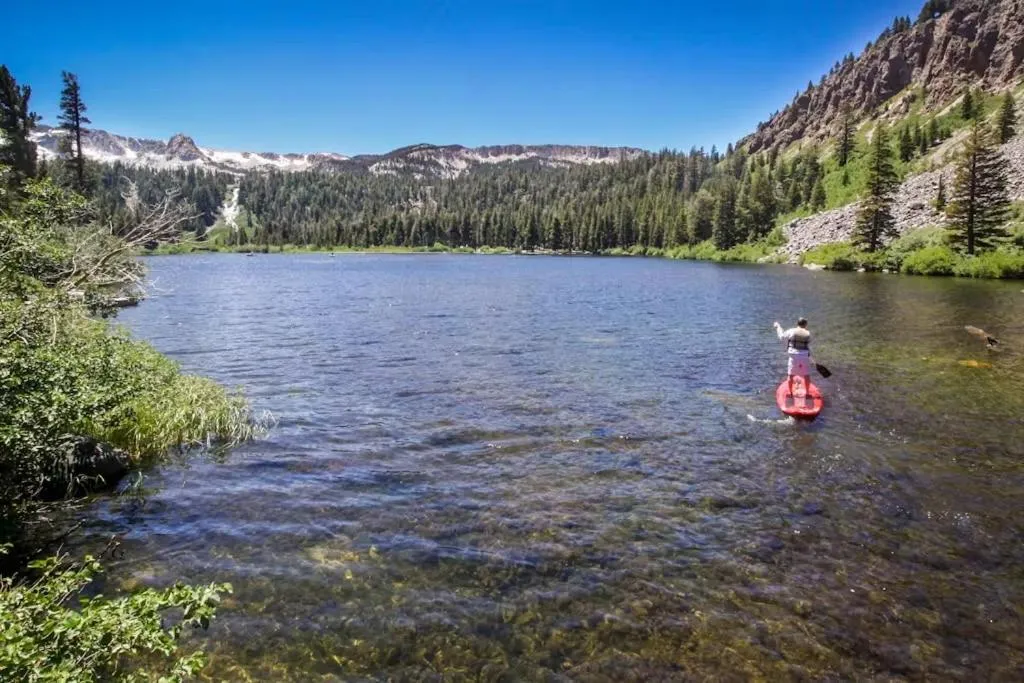 Mammoth Ski & Racquet 124