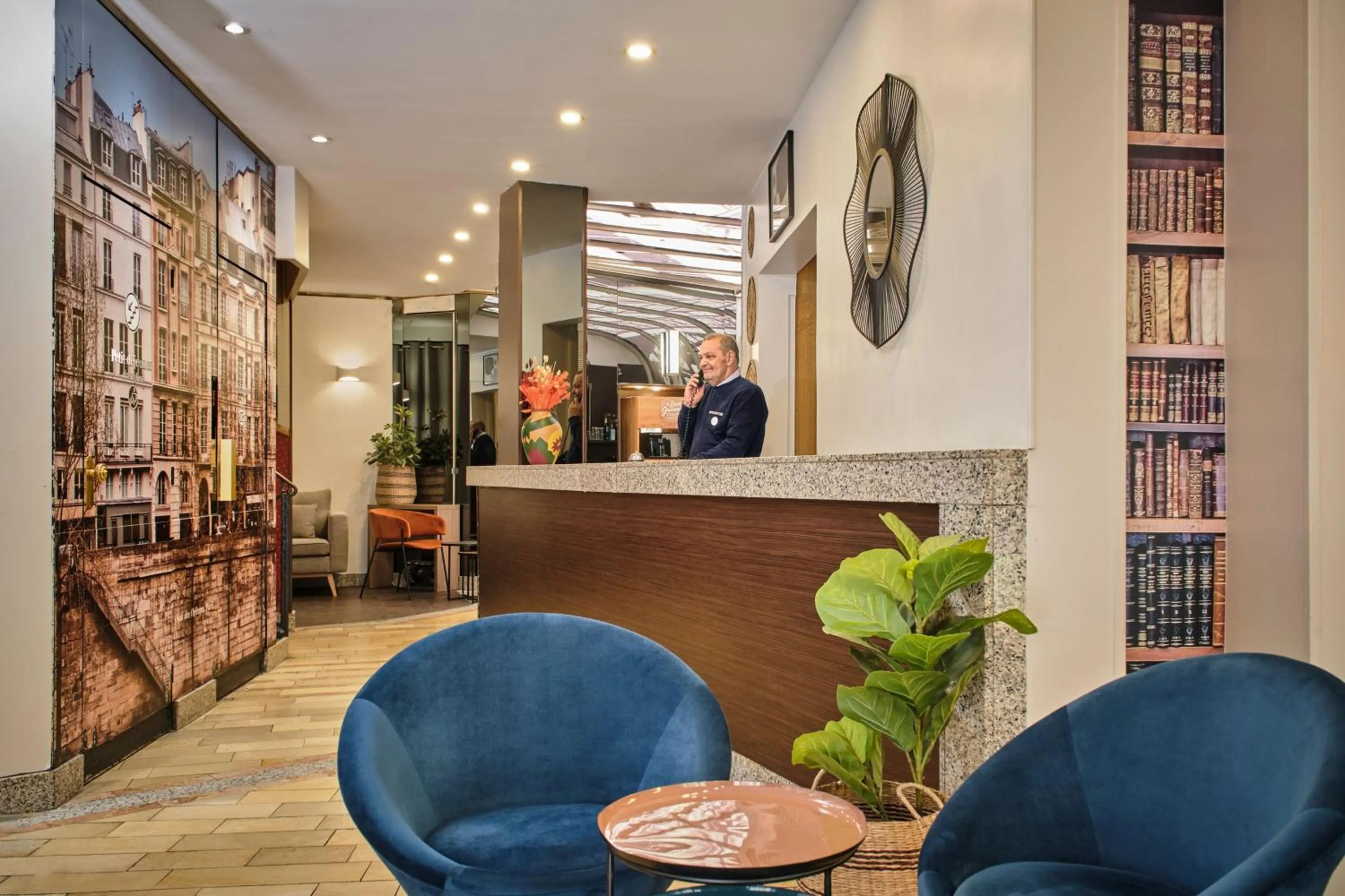 Lobby or reception in Abaca Messidor by Happyculture