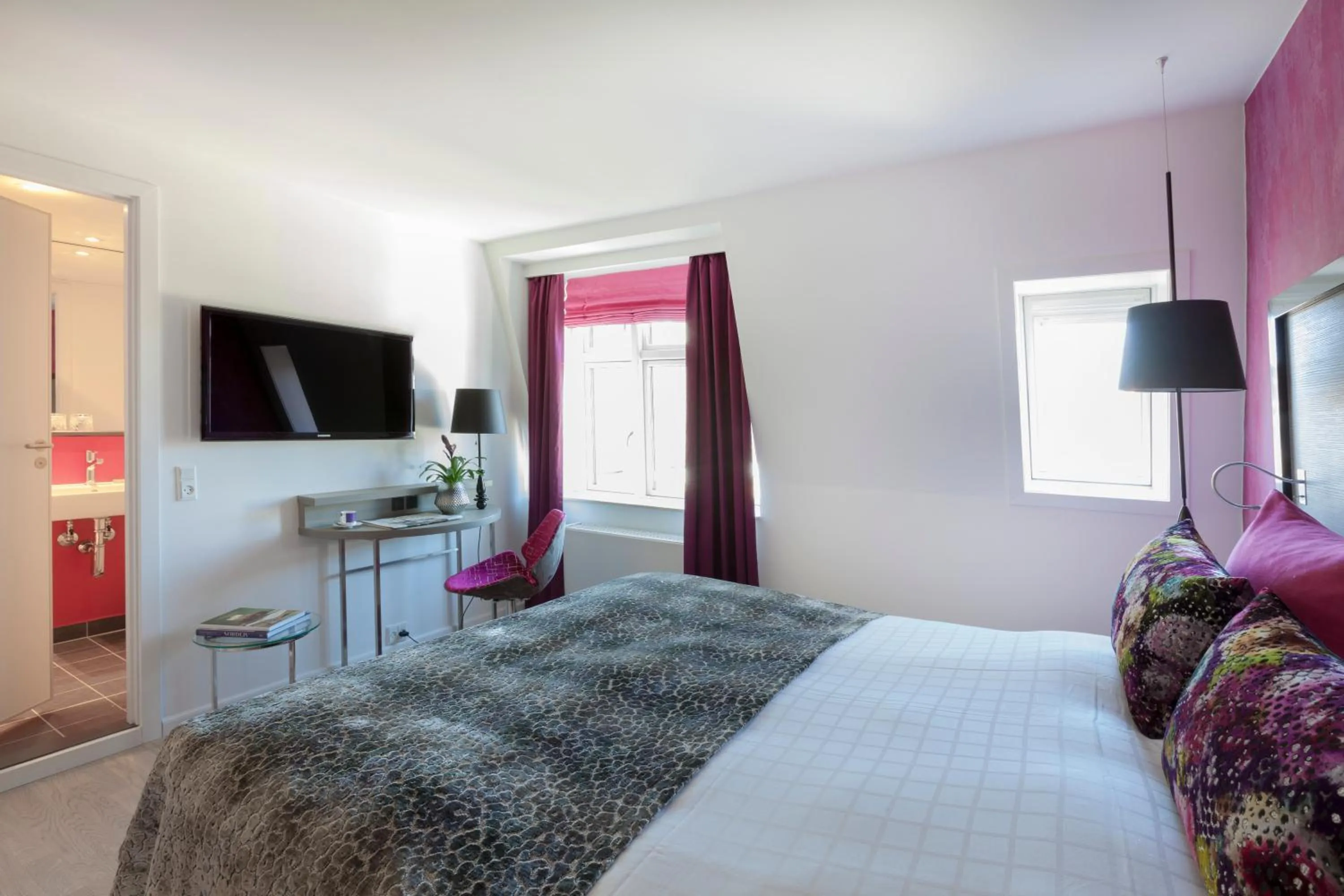 Photo of the whole room, Bed in Andersen Boutique Hotel