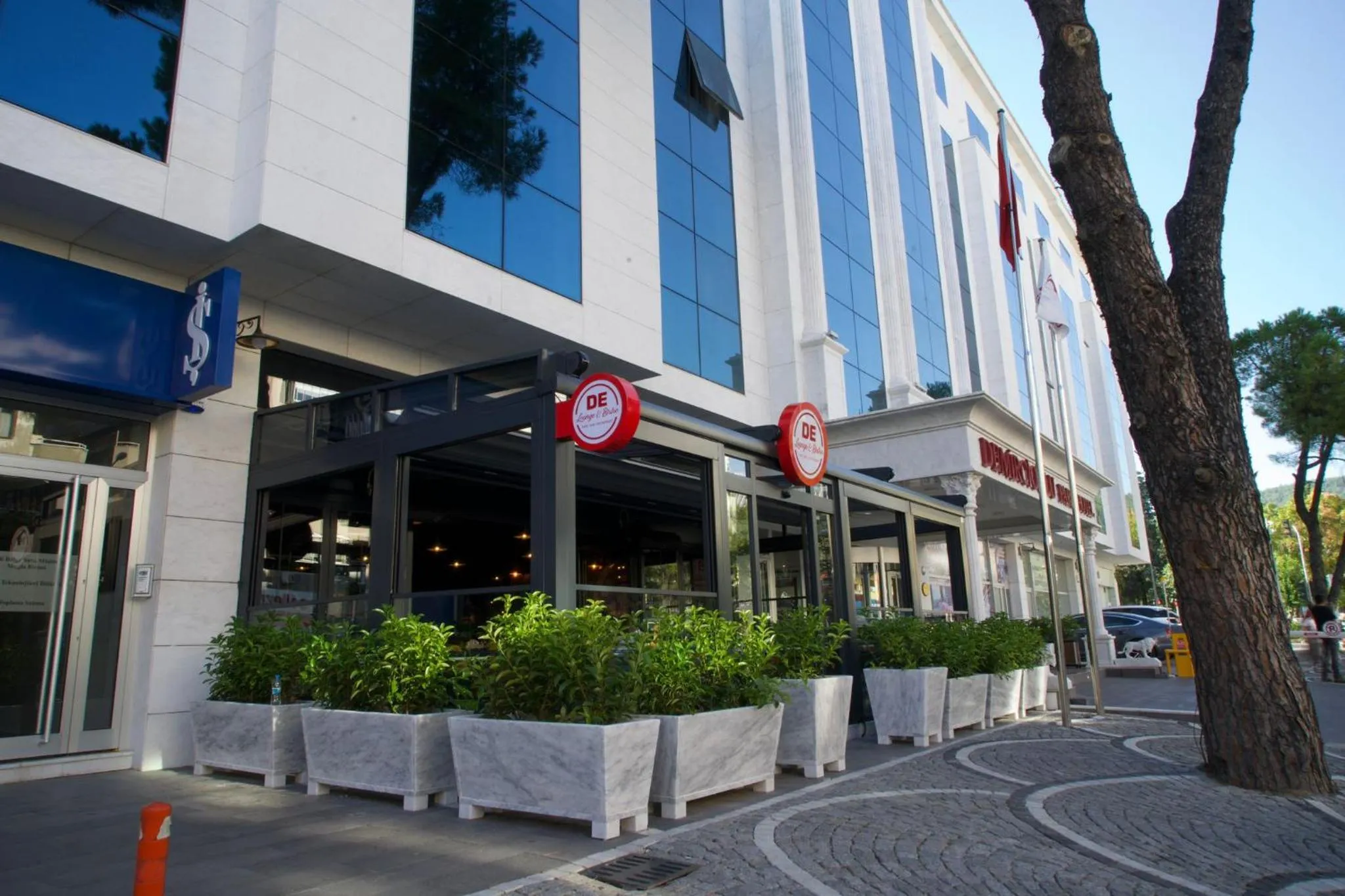 Restaurant/places to eat in Demircioğlu Park Hotel