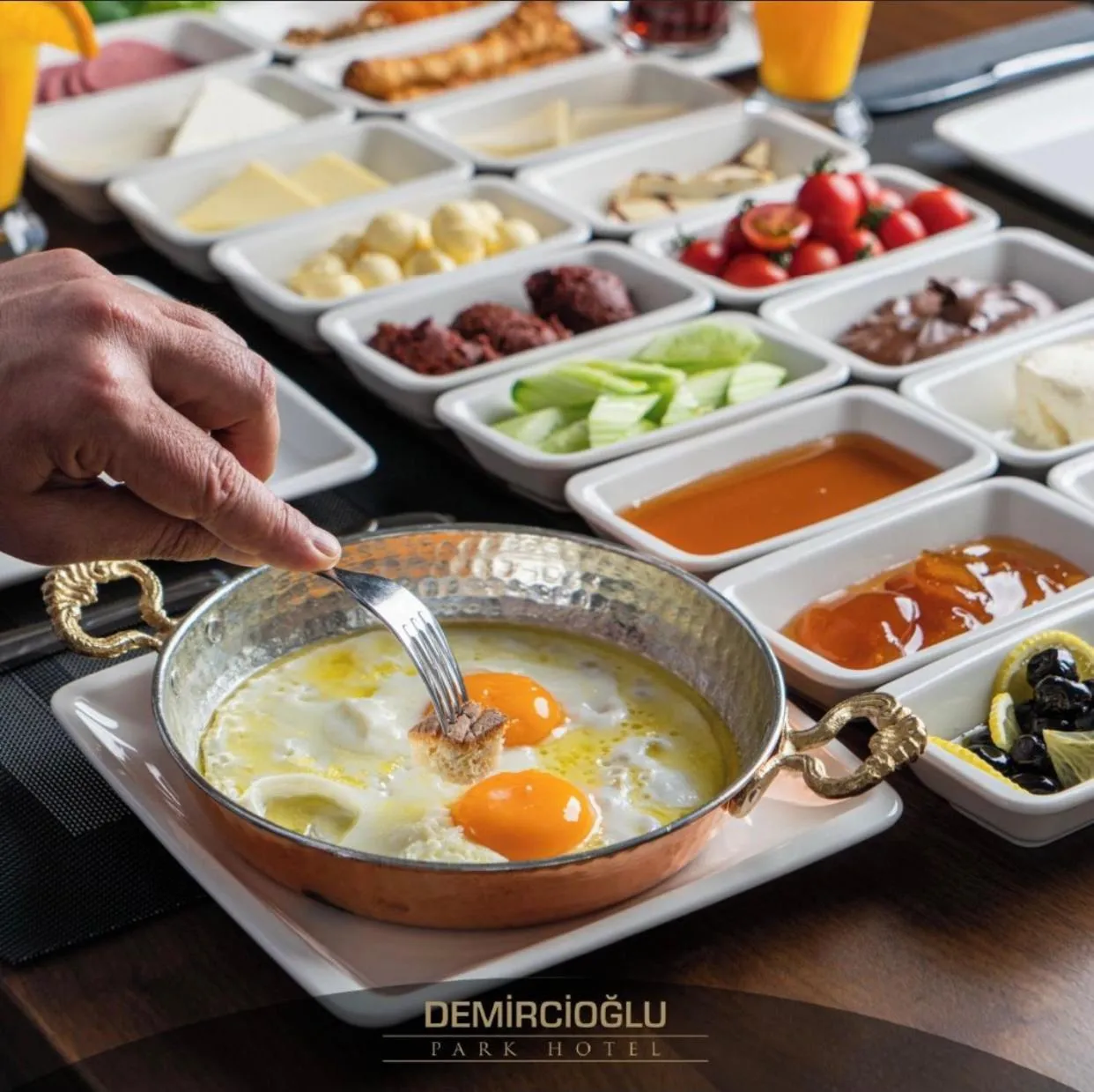 Food and drinks in Demircioğlu Park Hotel