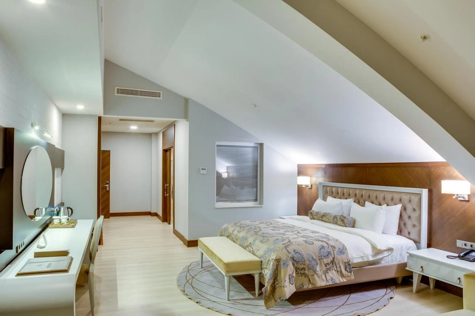 Decorative detail, Bed in Demircioğlu Park Hotel