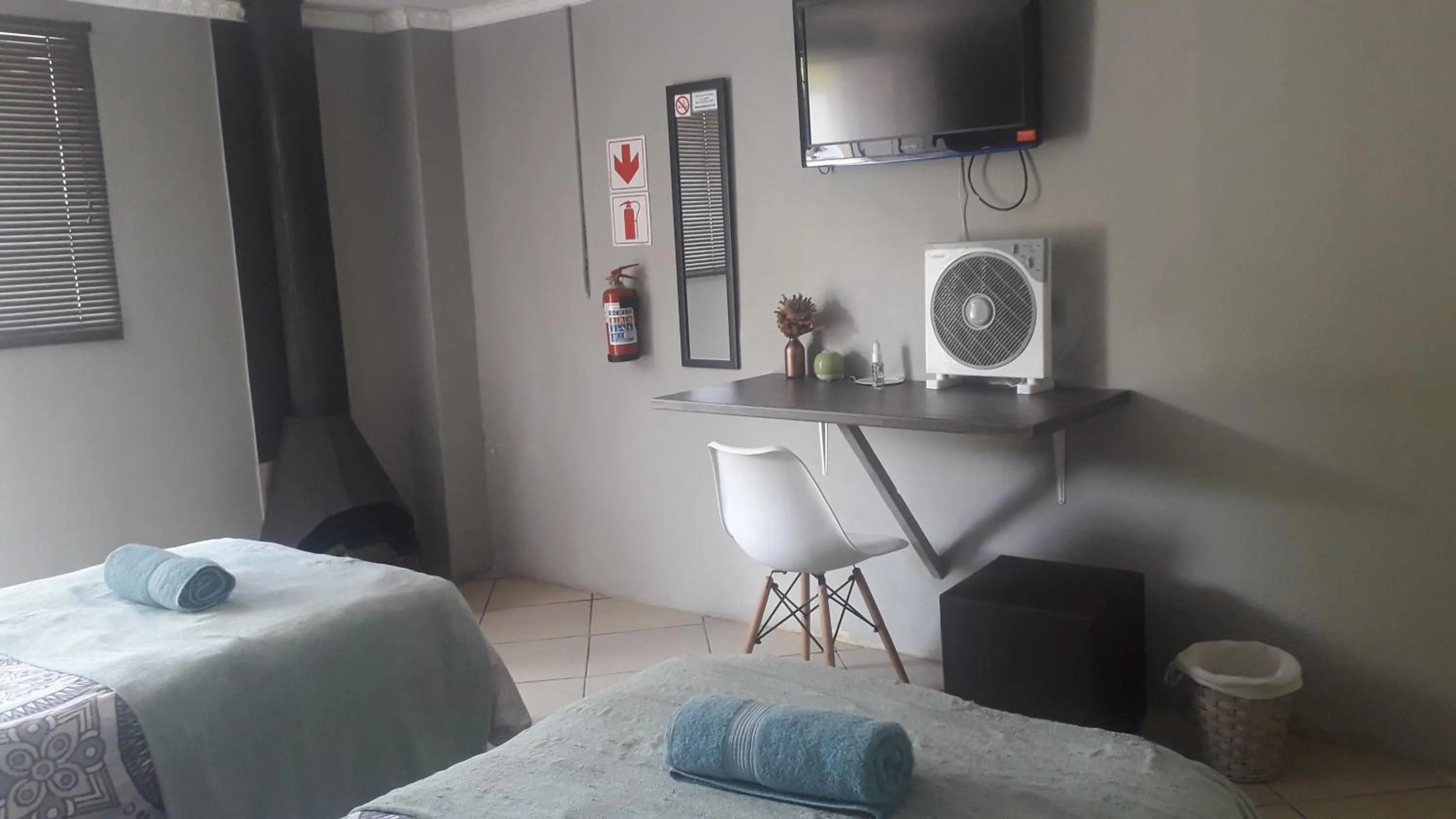 Bedroom, Bed in Lallapanzi Country Stay