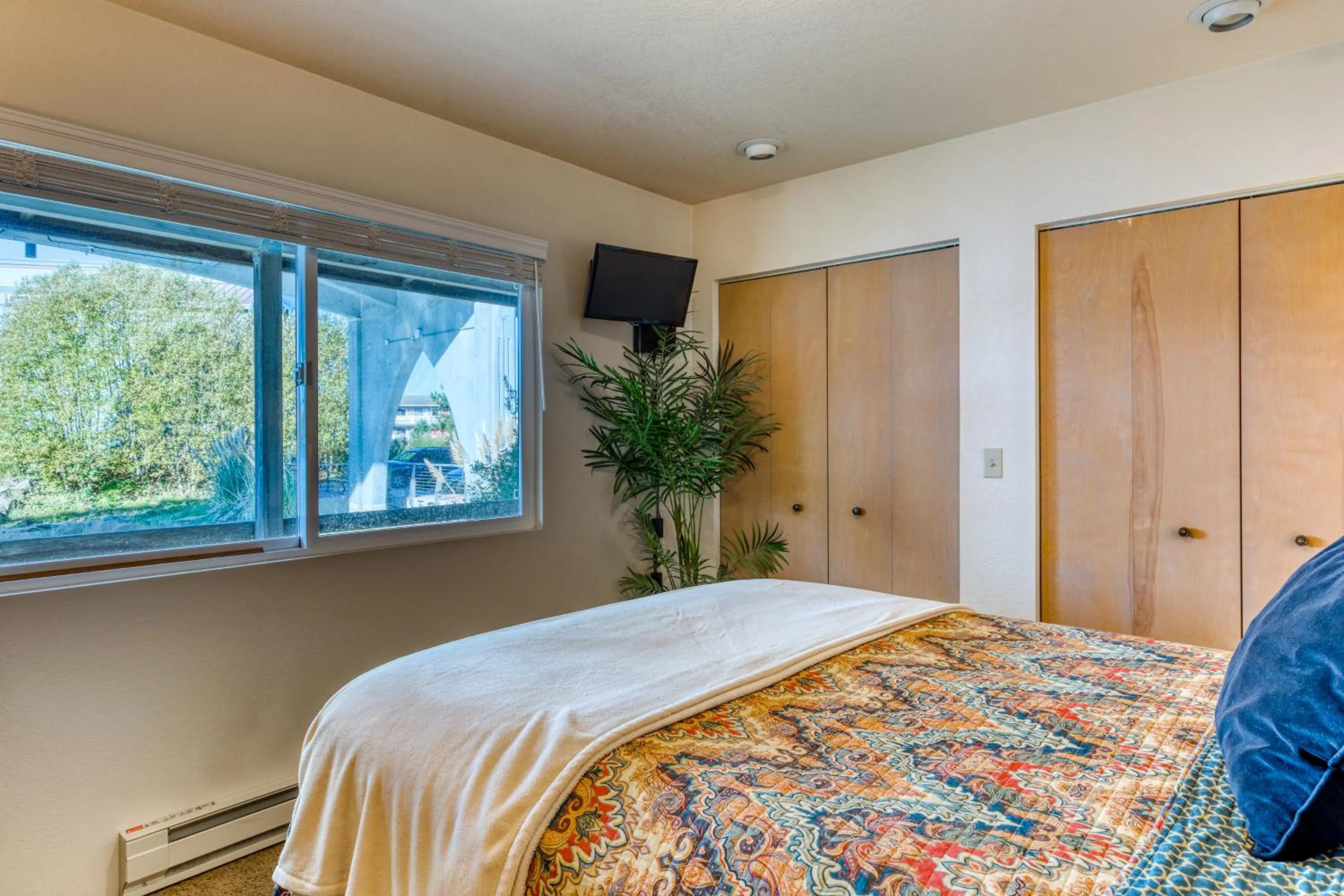 Bed in The RiverFront