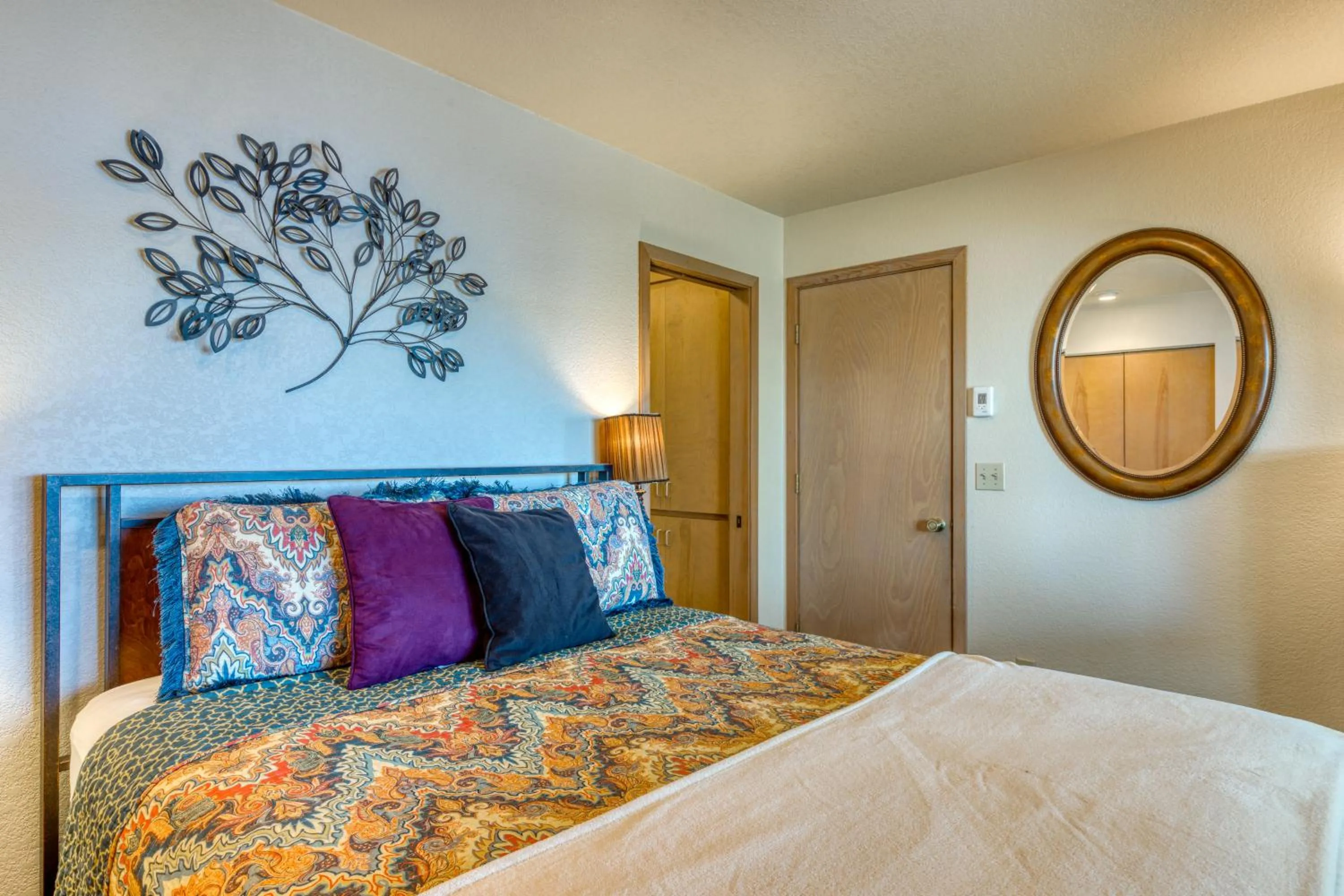 Bed in The RiverFront