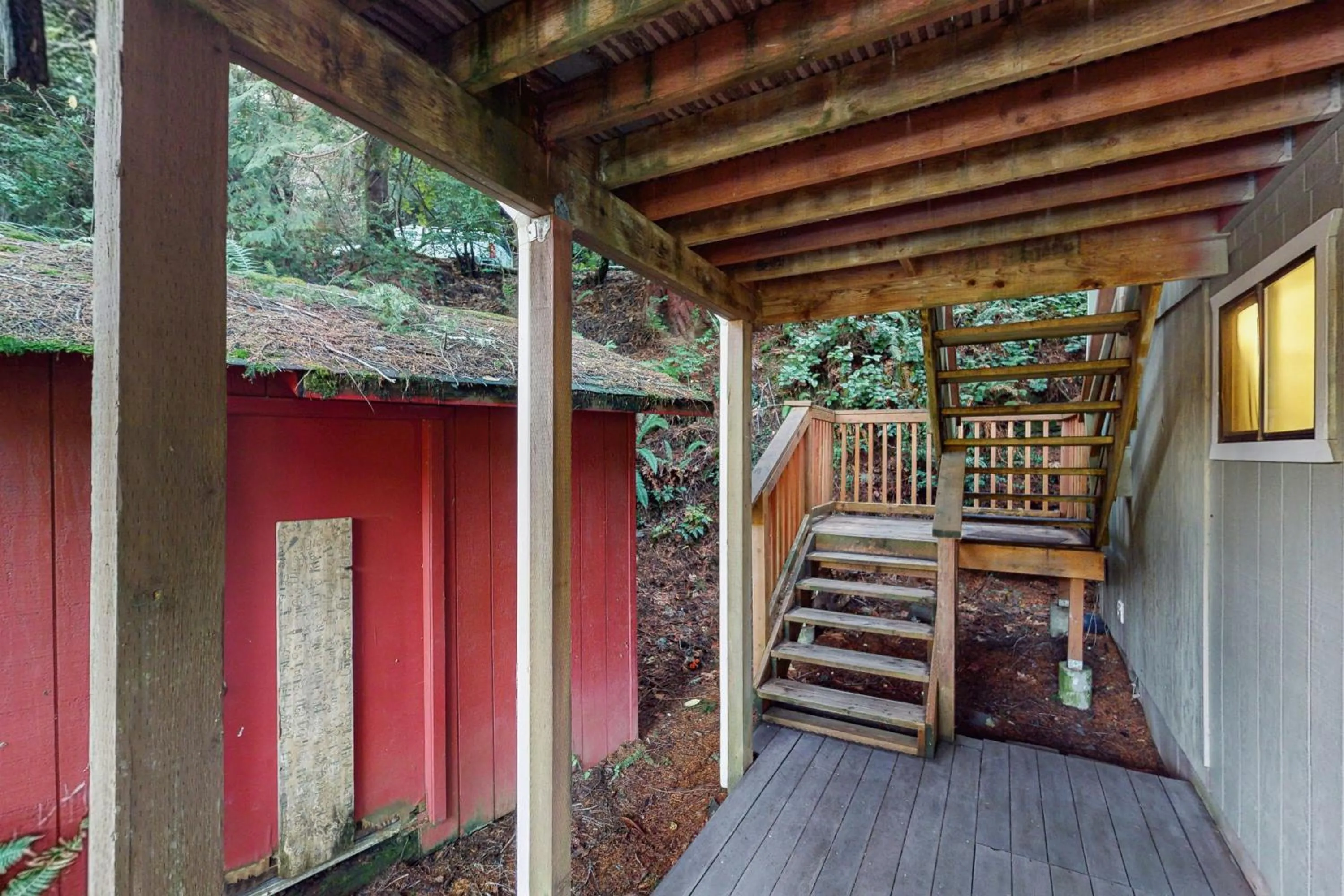 Rustic Retreat on Mercer Lake