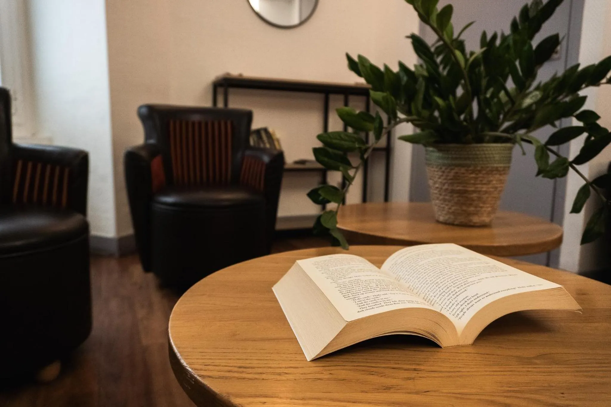 Lobby or reception in Comfort Hotel Nation Père Lachaise