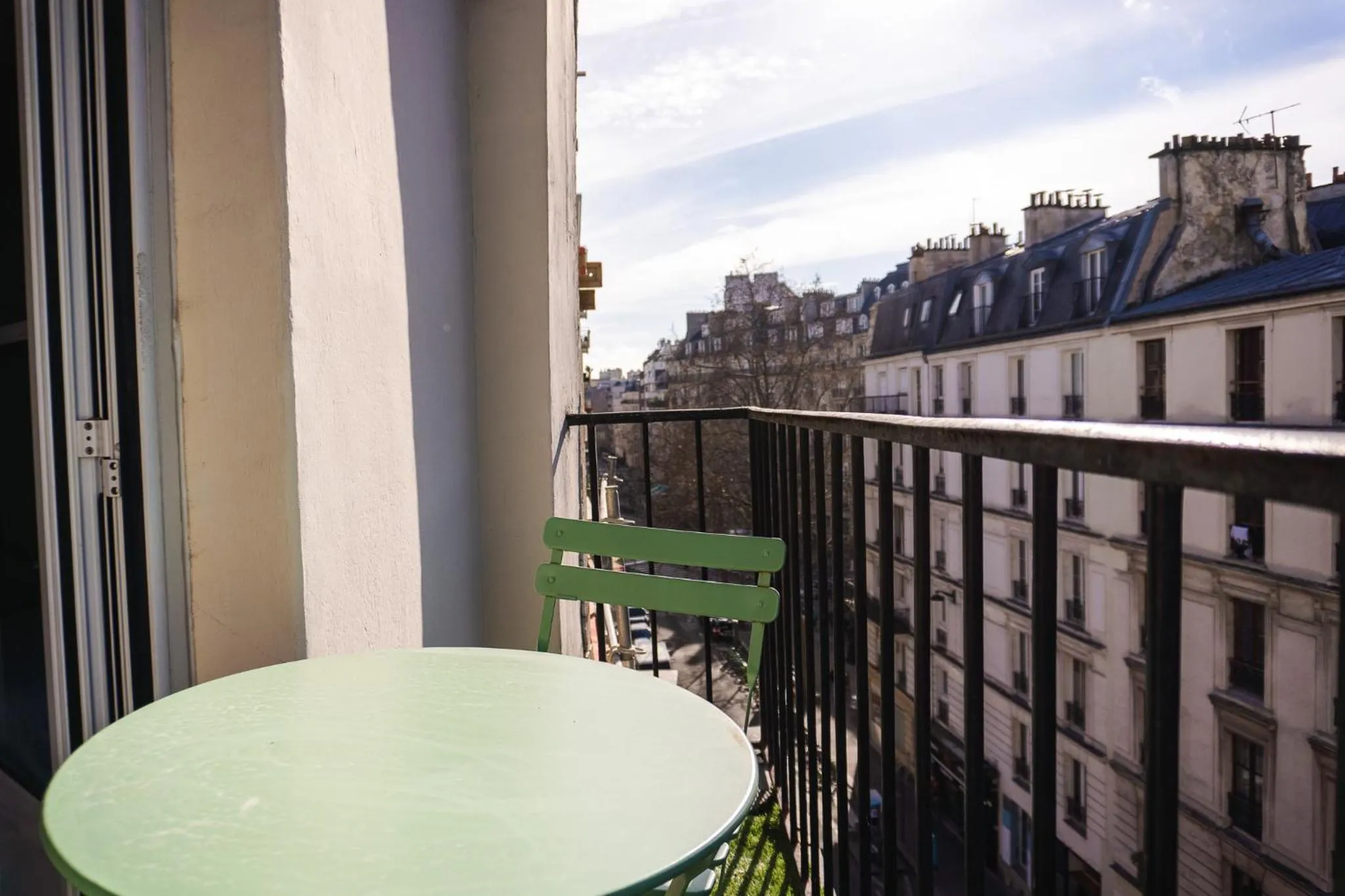 Balcony/Terrace in Comfort Hotel Nation Père Lachaise