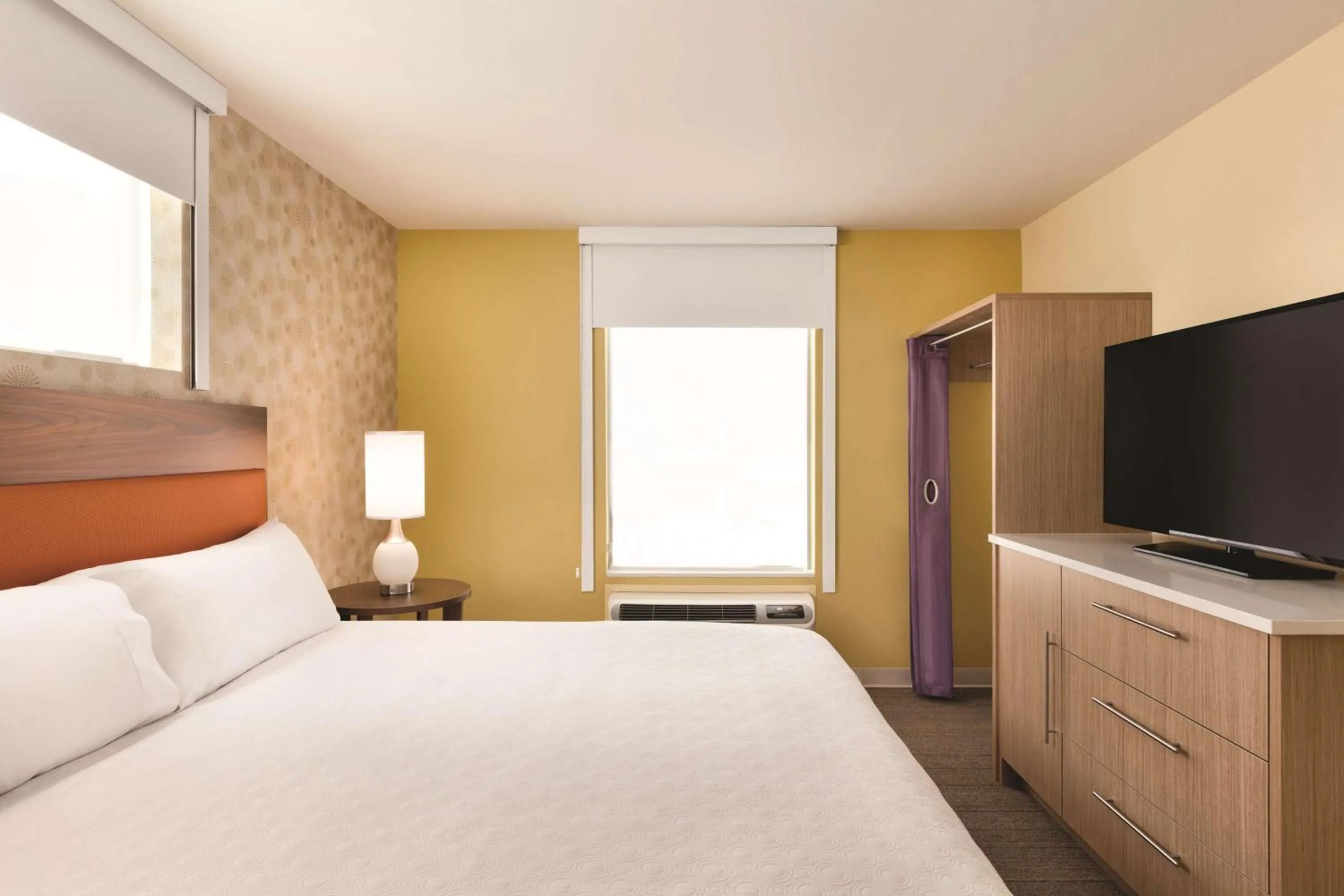 Bedroom, Bed in Home2 Suites By Hilton Phoenix-Tempe University Research Park