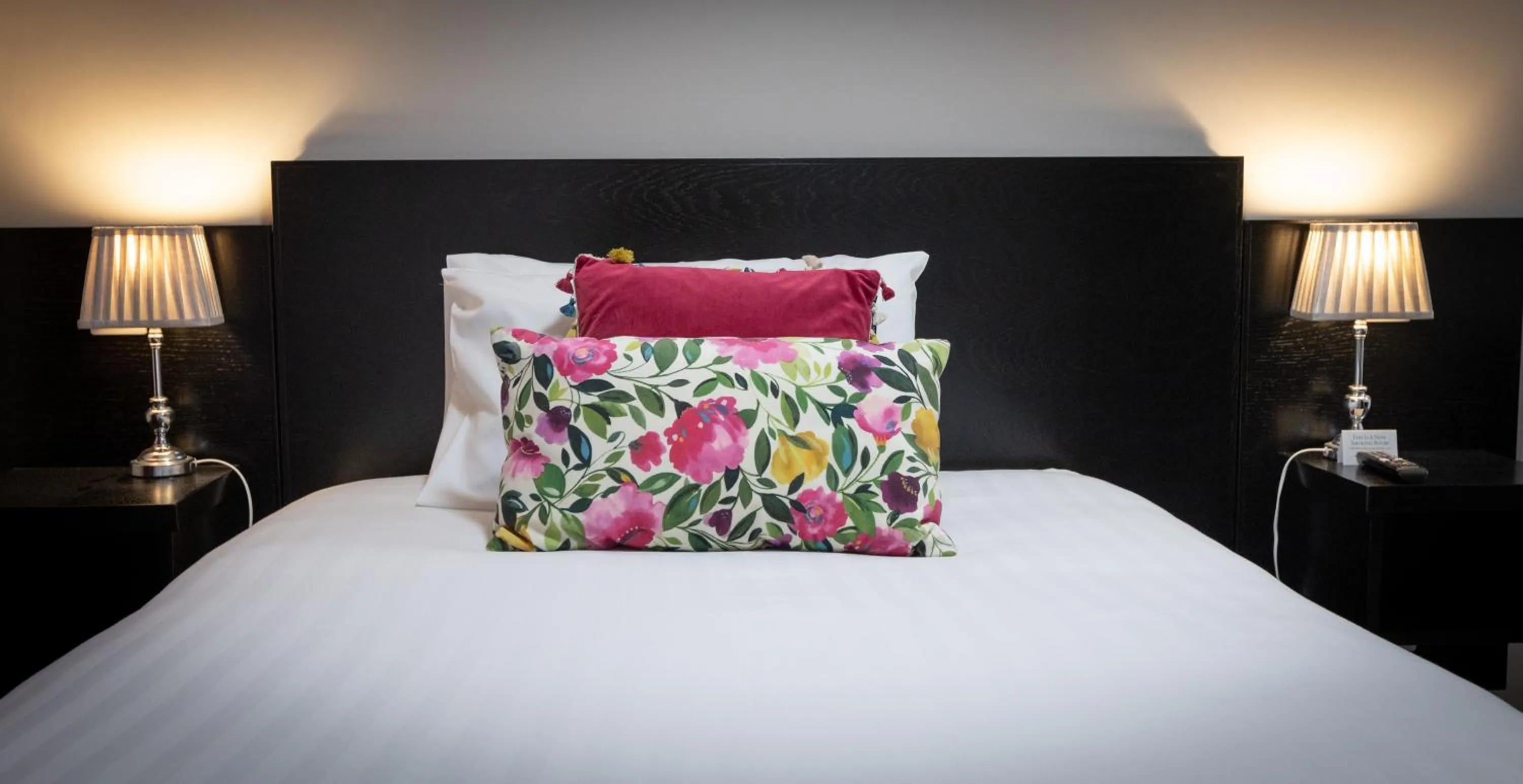 Bed in Behan's Horseshoe Bar & Restaurant